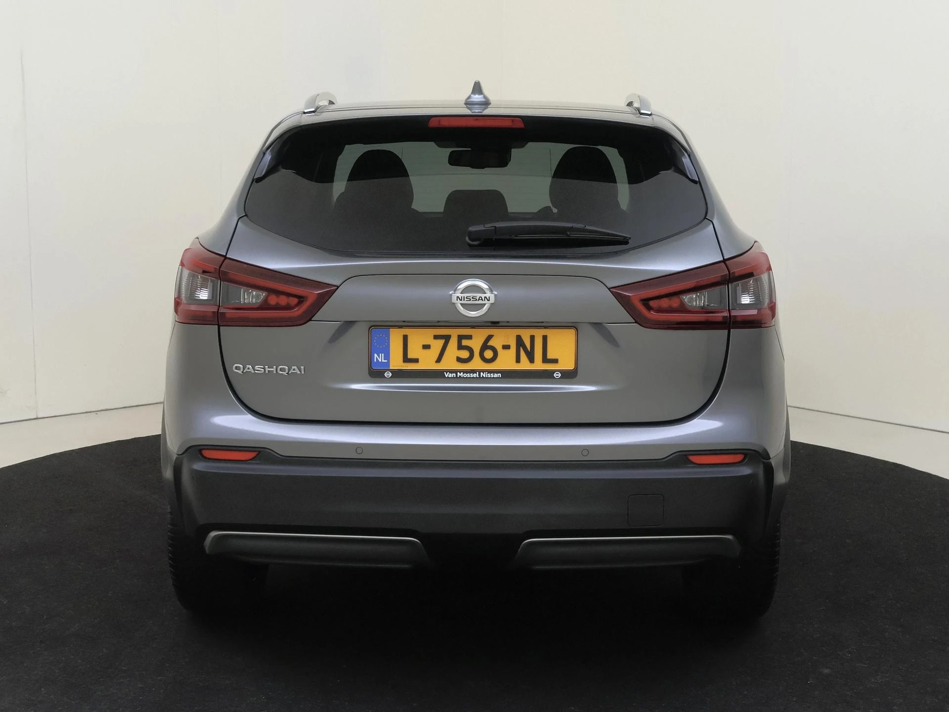 Nissan-QASHQAI-image-6