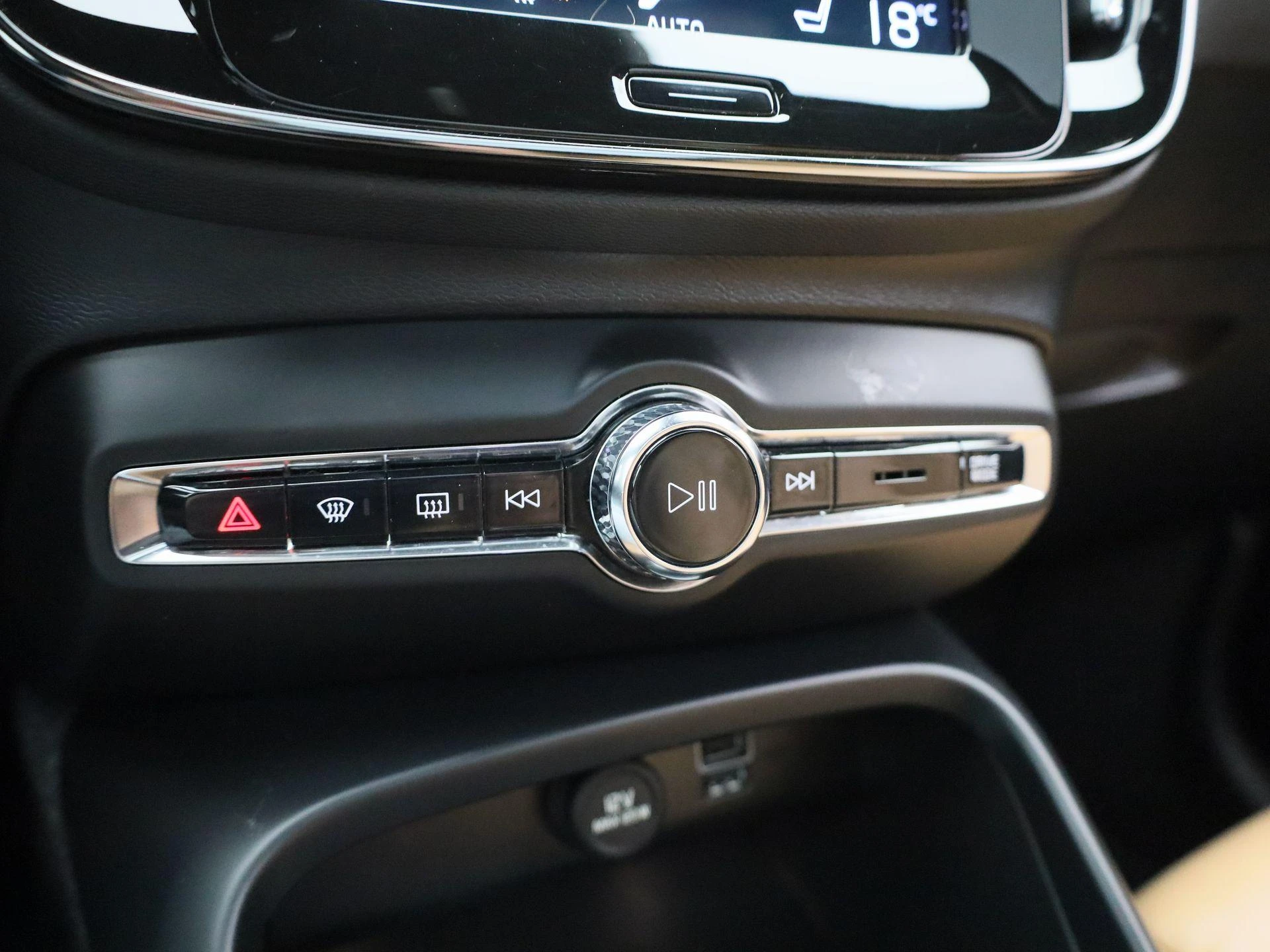 Volvo-XC40-image-24