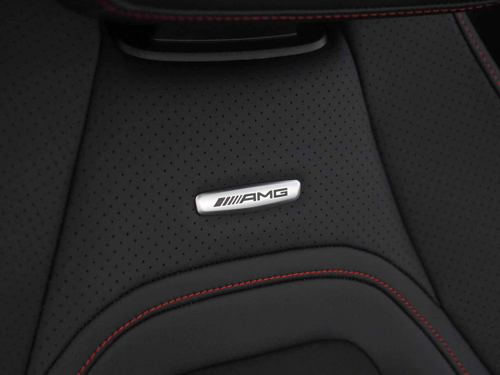 Mercedes-Benz-CLE-image-14