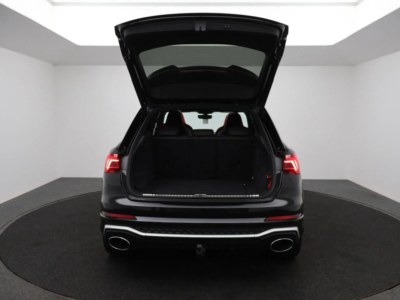 Audi-RSQ3-image-8