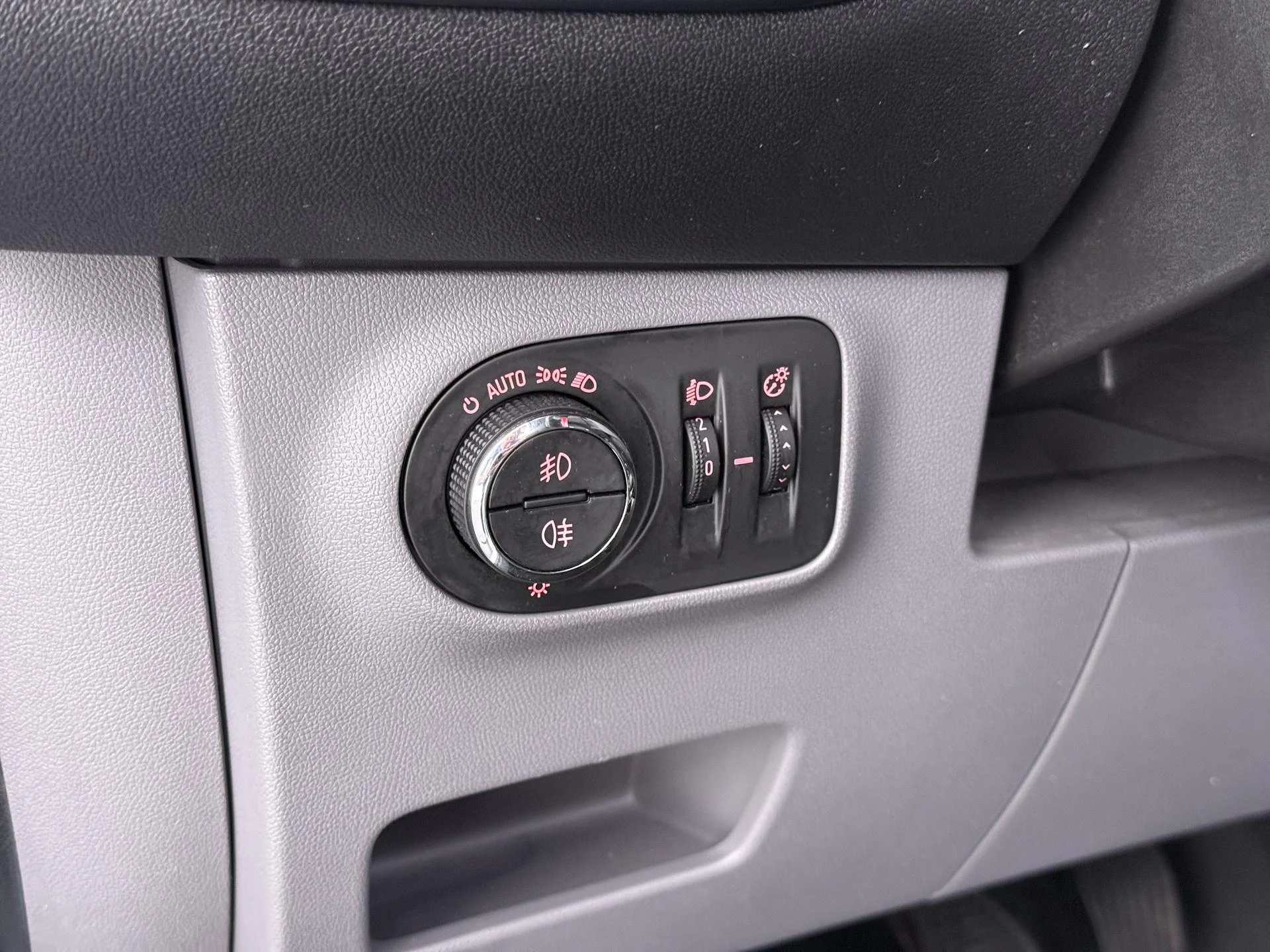 Opel-Corsa-image-14