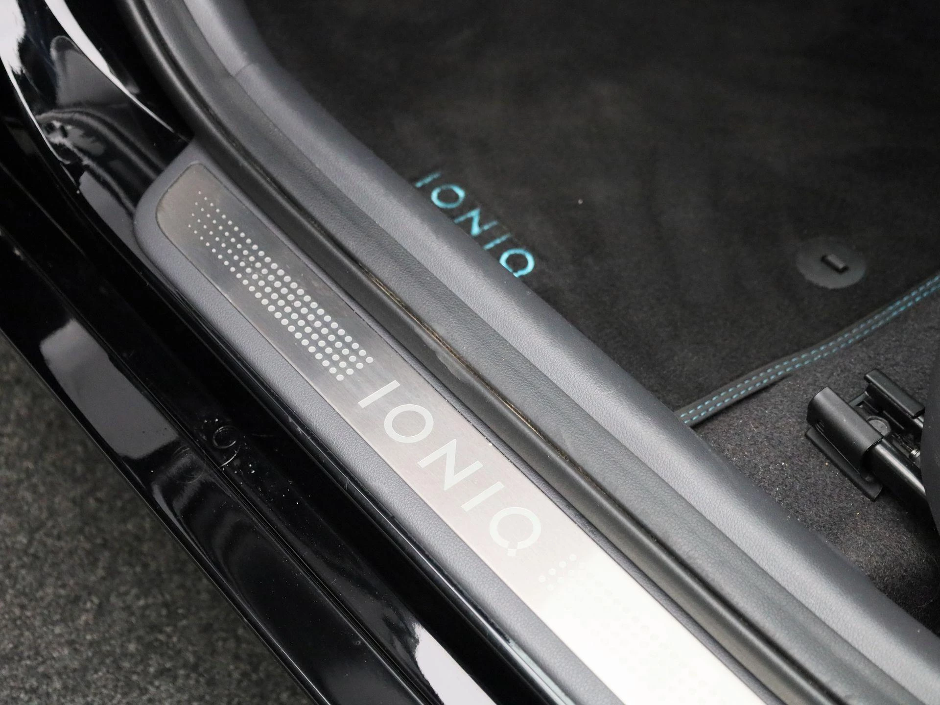 Hyundai-IONIQ-image-36