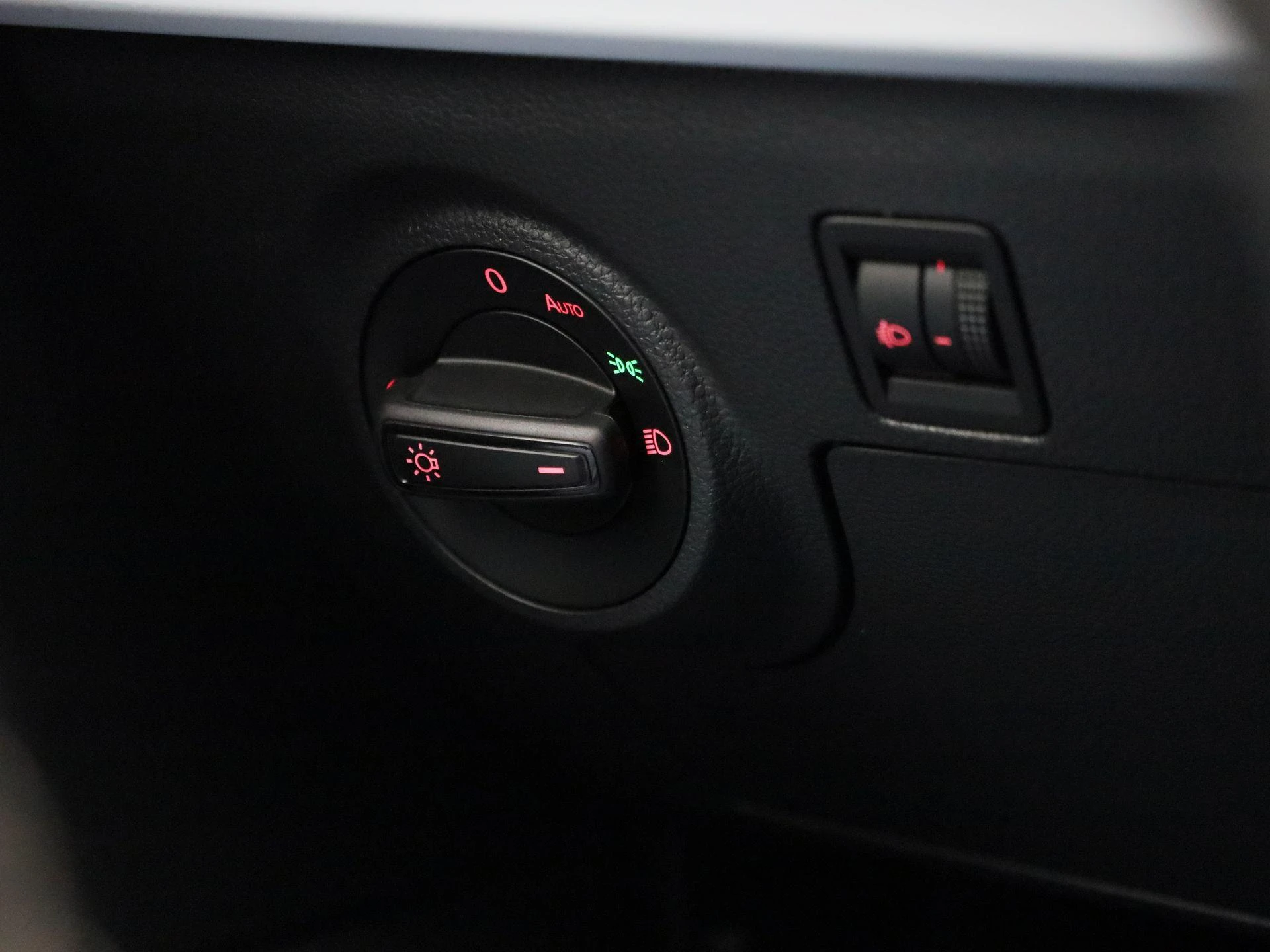 SEAT-Ibiza-image-19