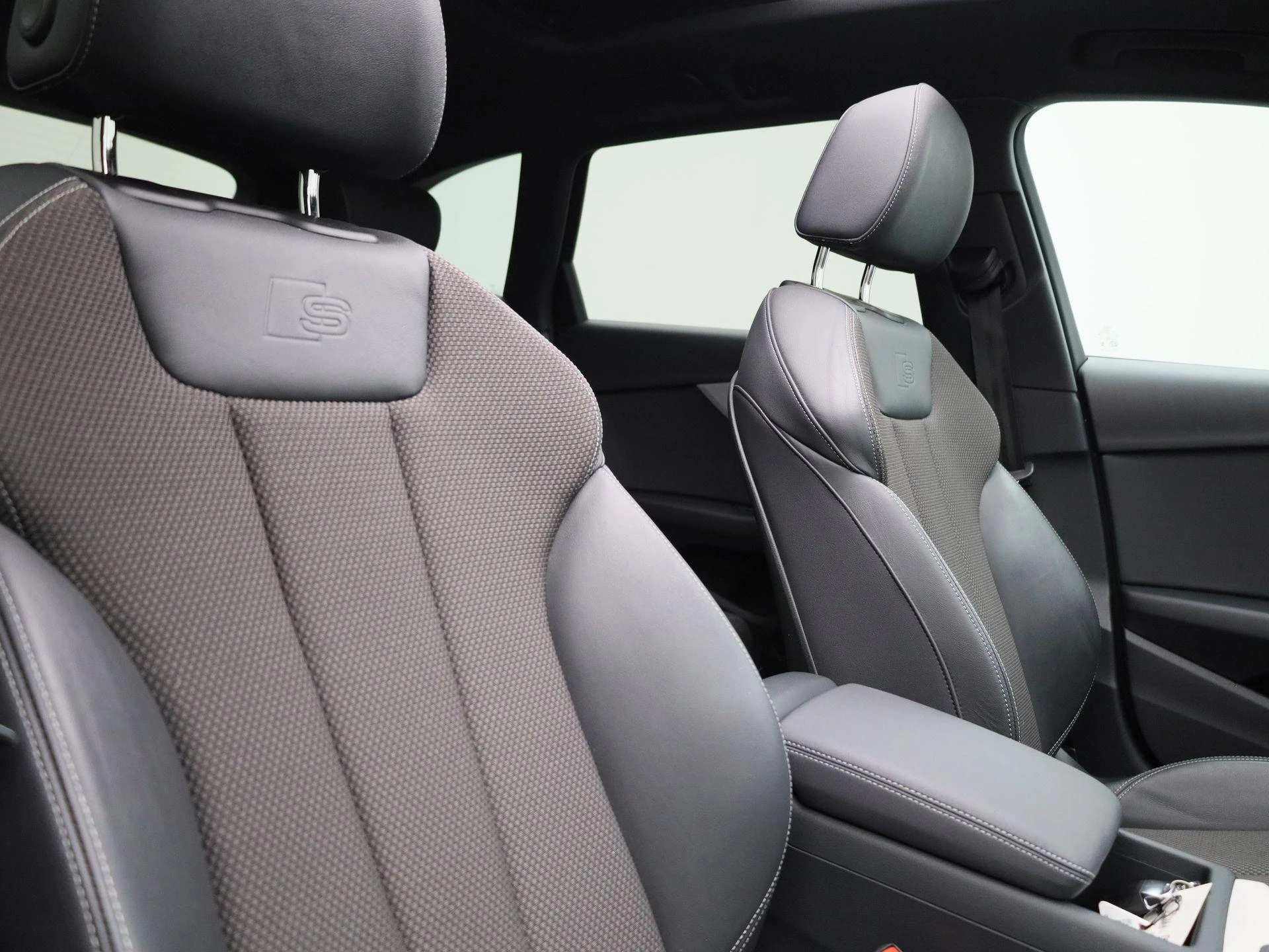 Audi-A4-image-44