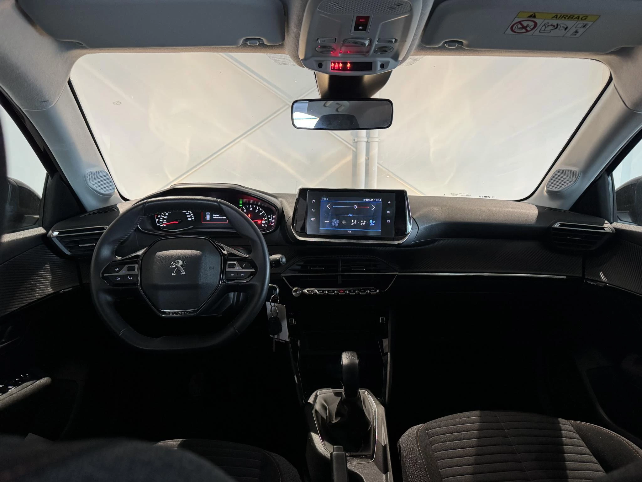 Peugeot-208-image-7