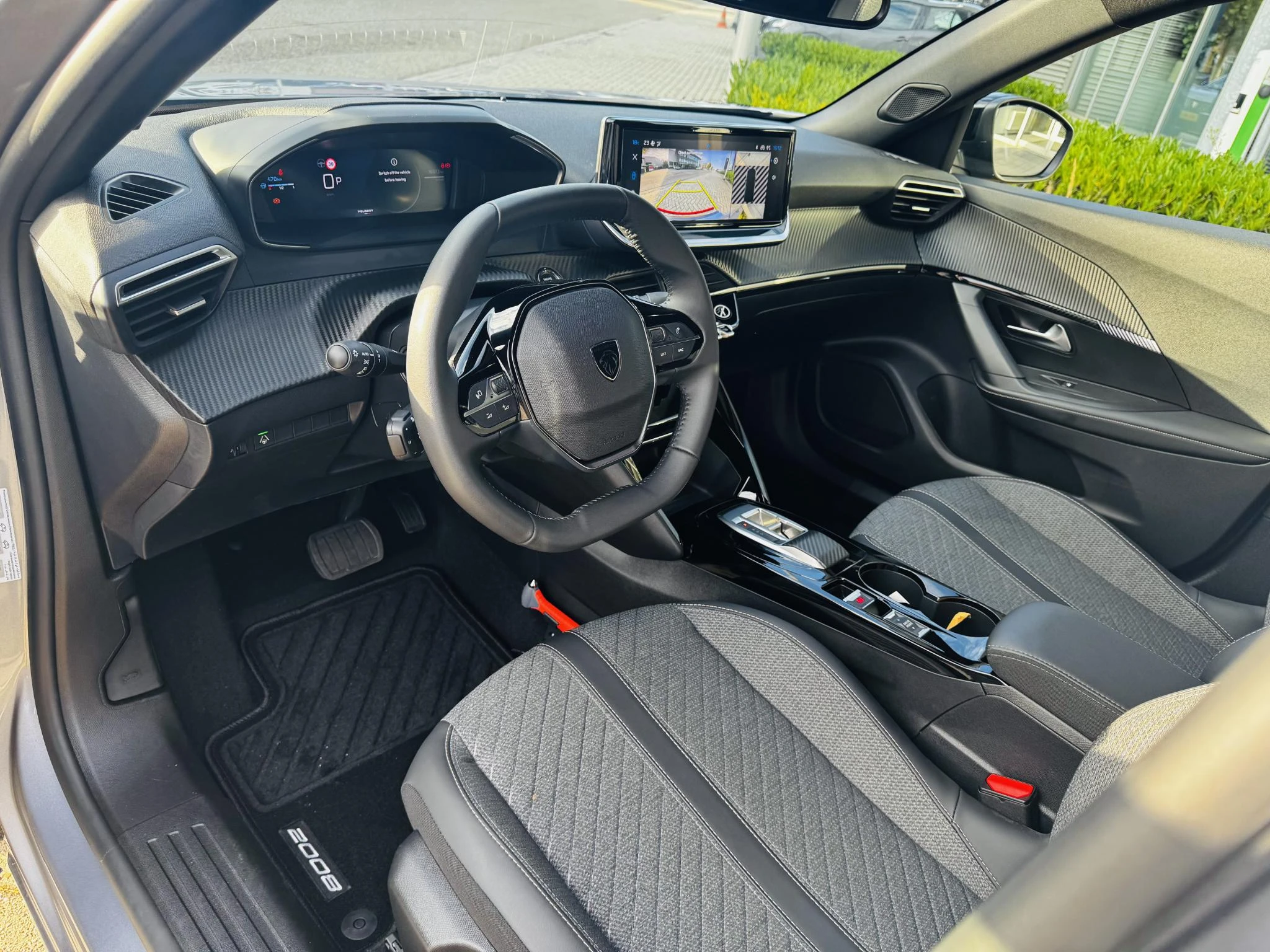 Peugeot-2008-image-38