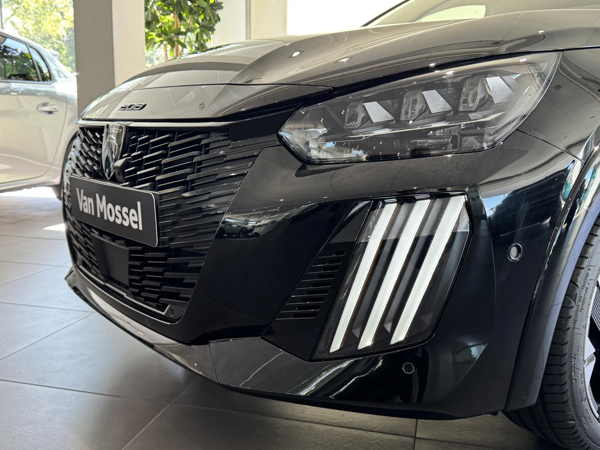 Peugeot-208-image-6