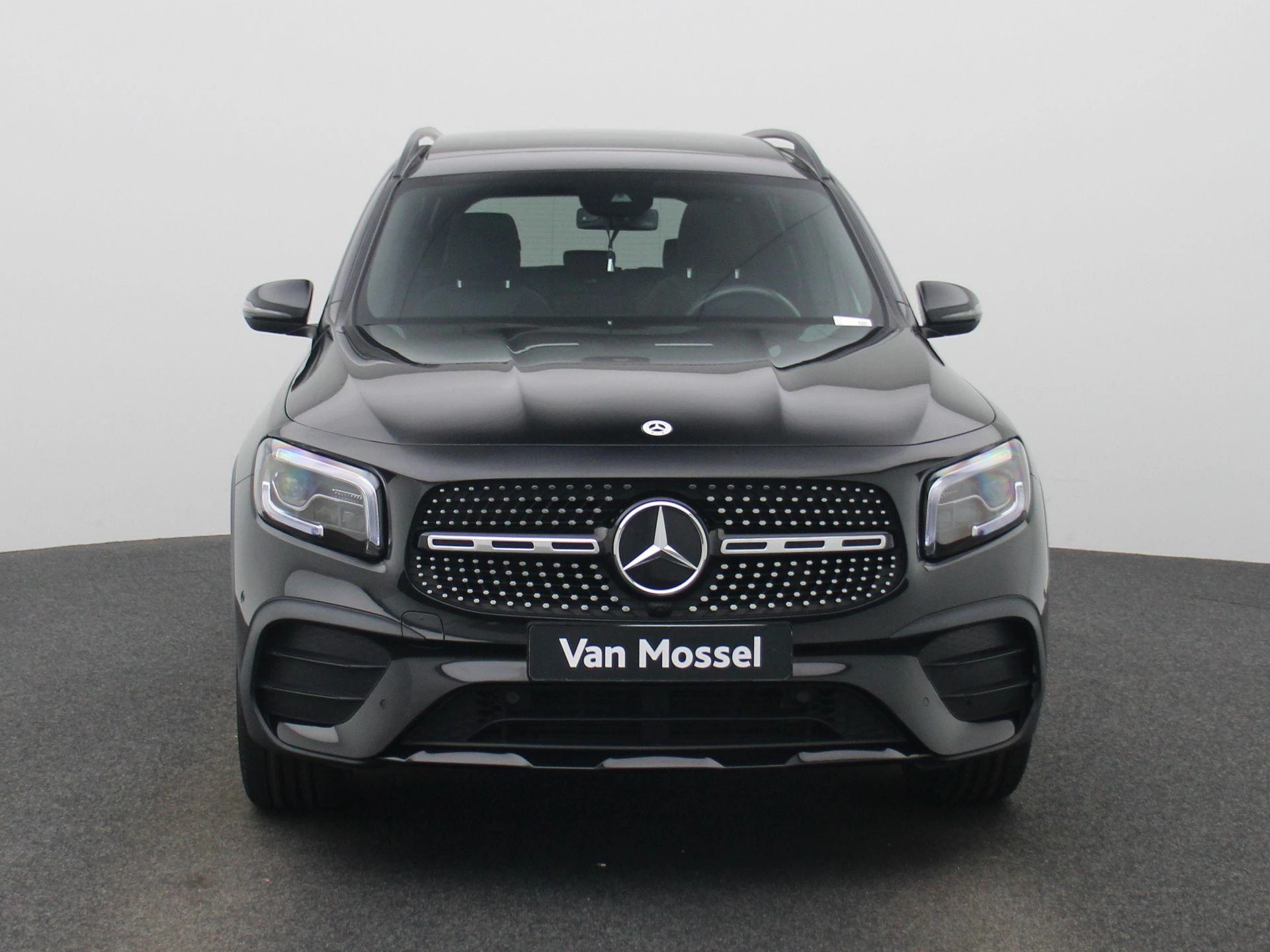 Mercedes-Benz GLB 200 4MATIC AMG Line