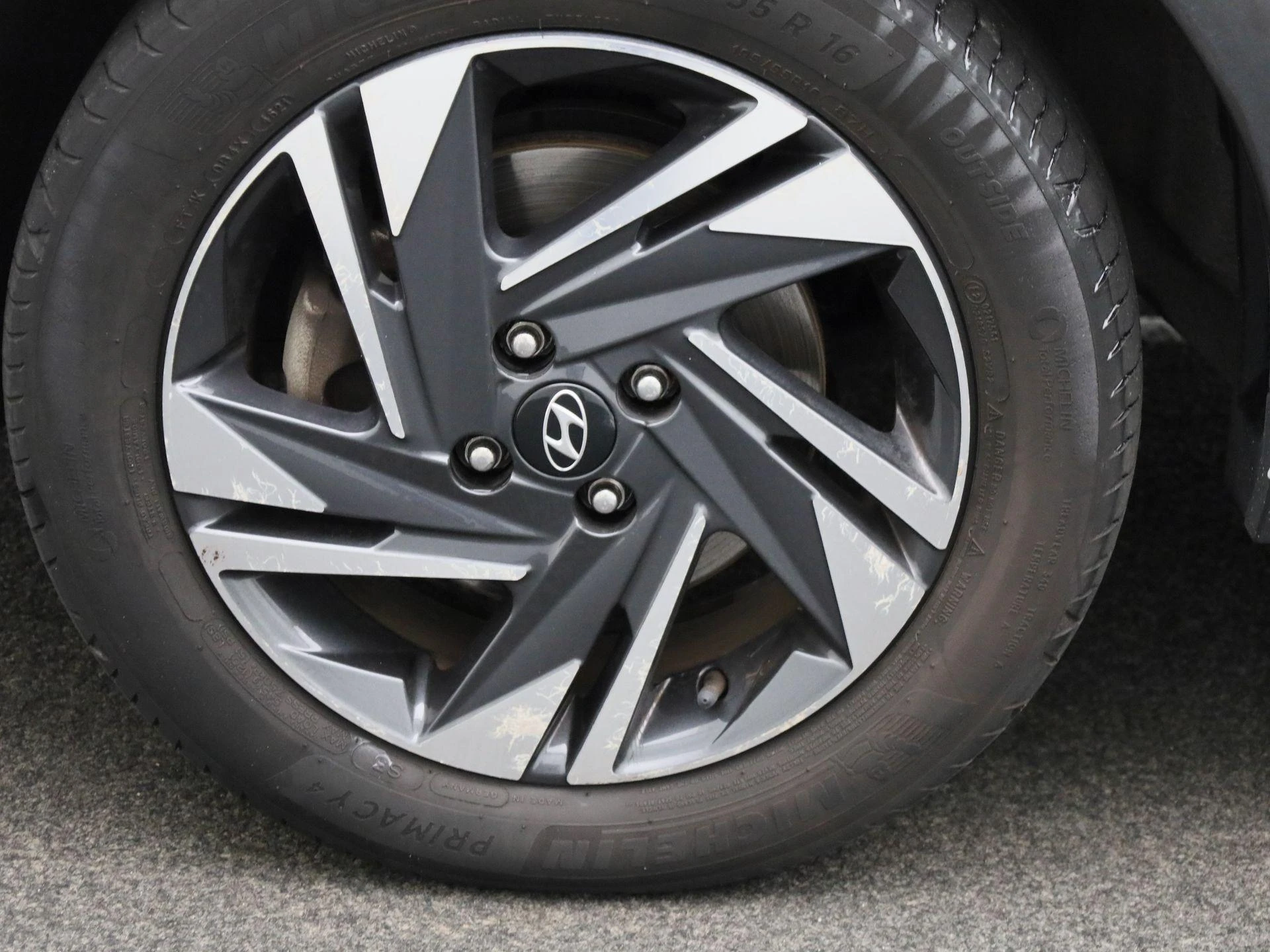 Hyundai-Bayon-image-11