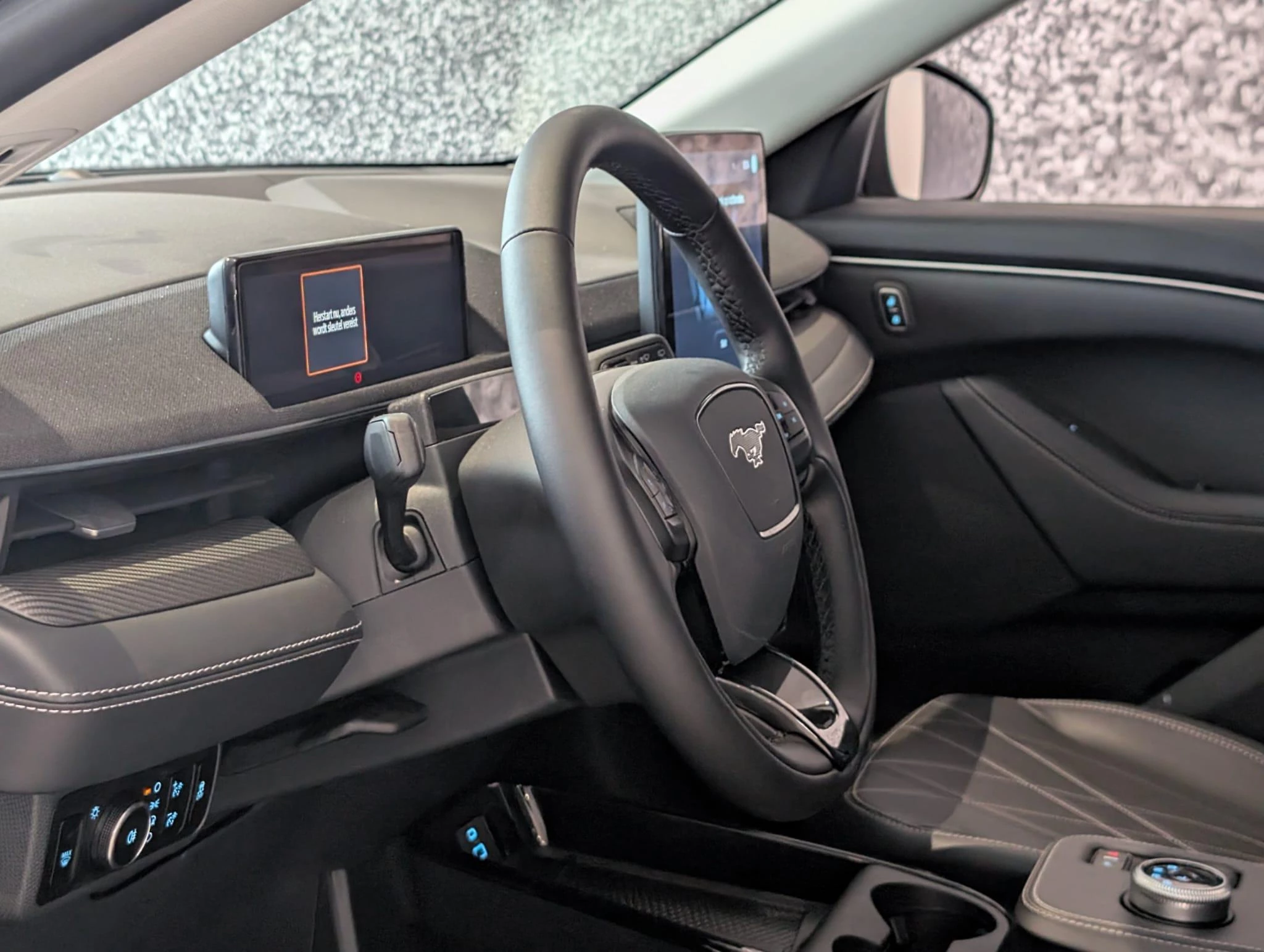 Ford-Mustang Mach-E-image-9