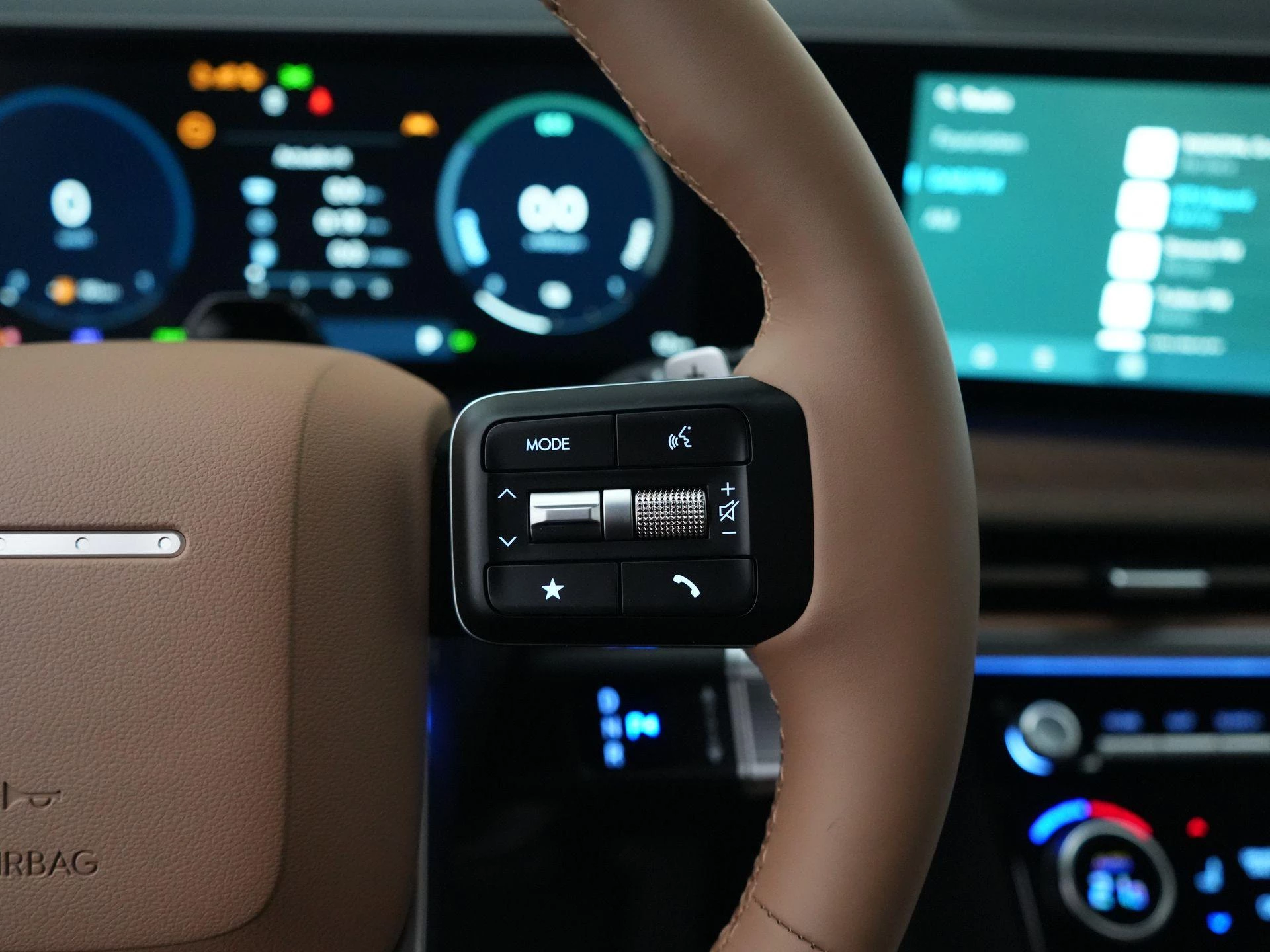 Hyundai-Santa Fe-image-15