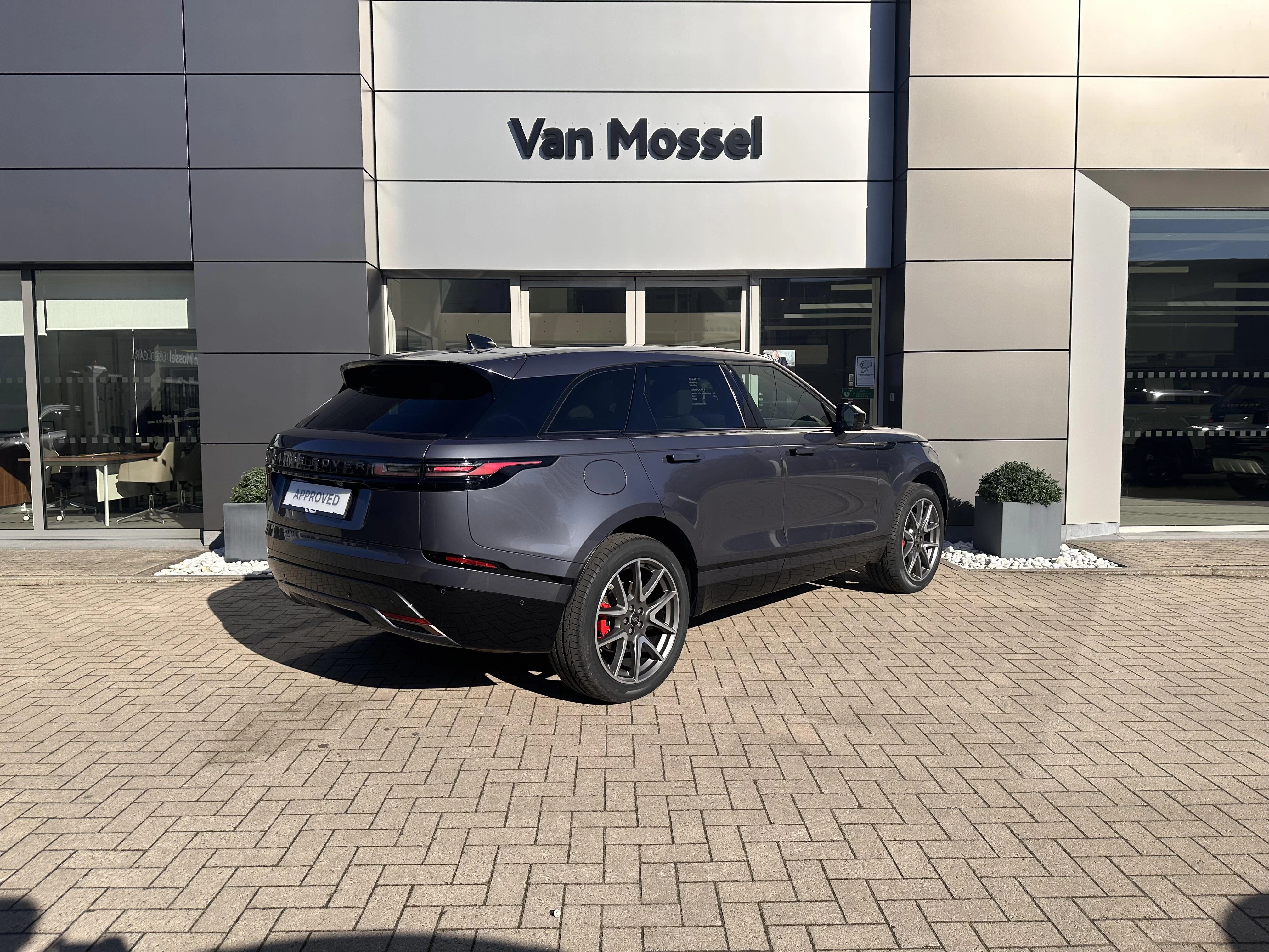 Land Rover-Range Rover Velar-image-6