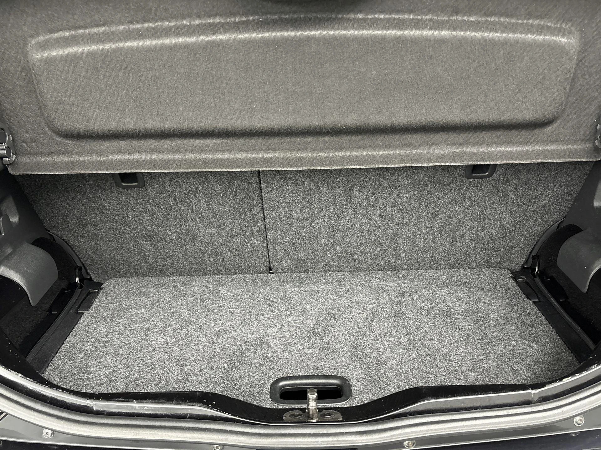 Volkswagen-up!-image-11