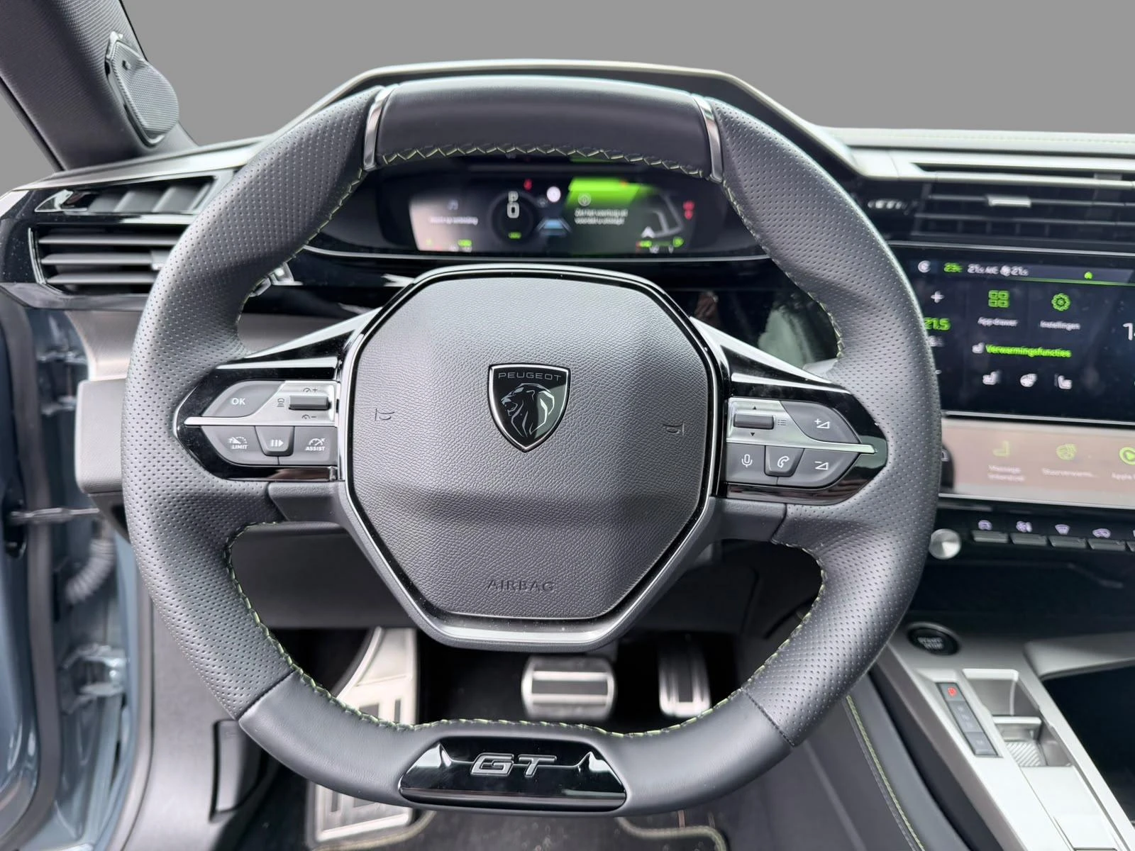 Peugeot-308-image-8