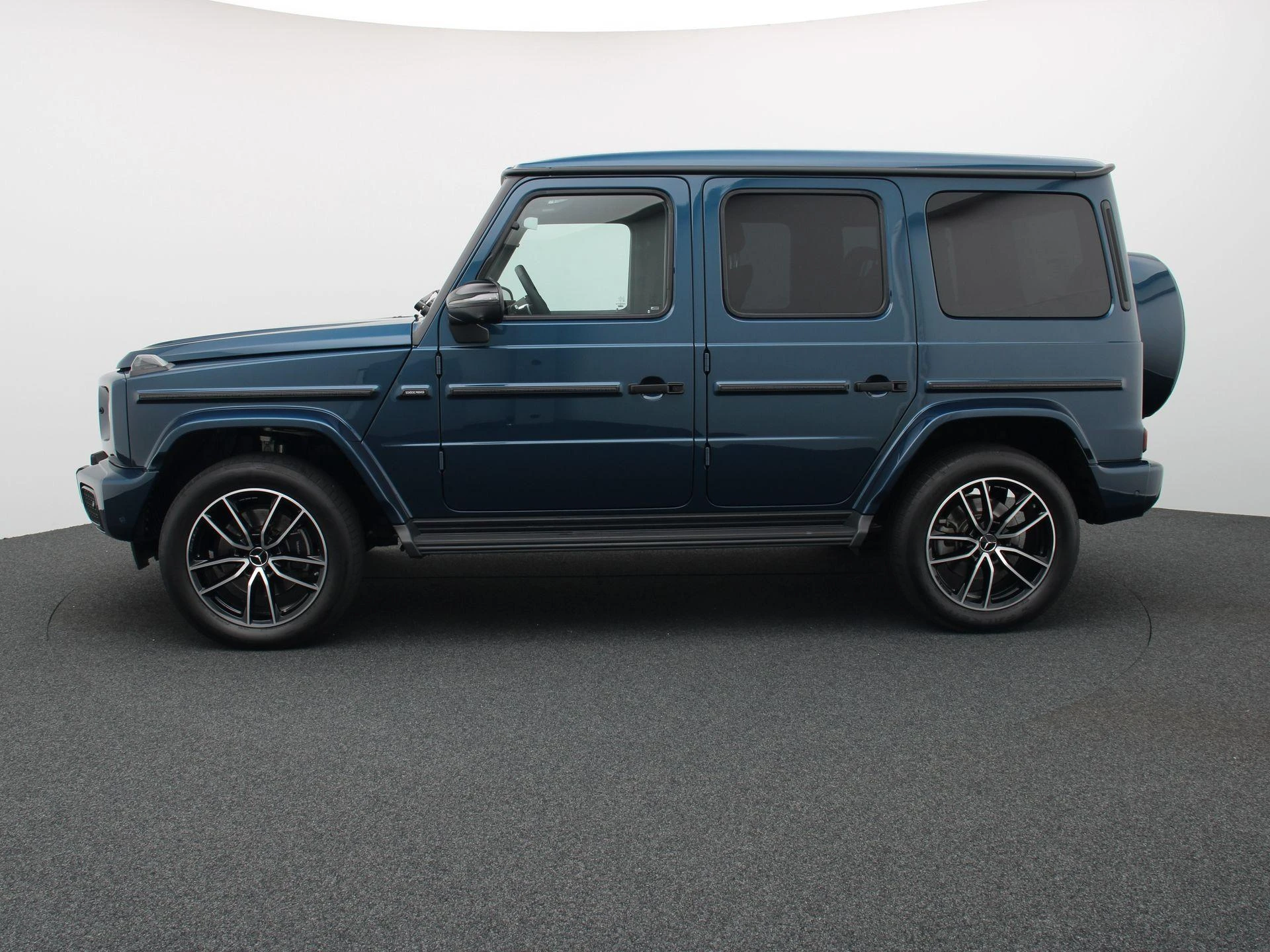 Mercedes-Benz G-Klasse 500 AMG Line + LICHTE VRACHT OMBOUW MOGELIJK +