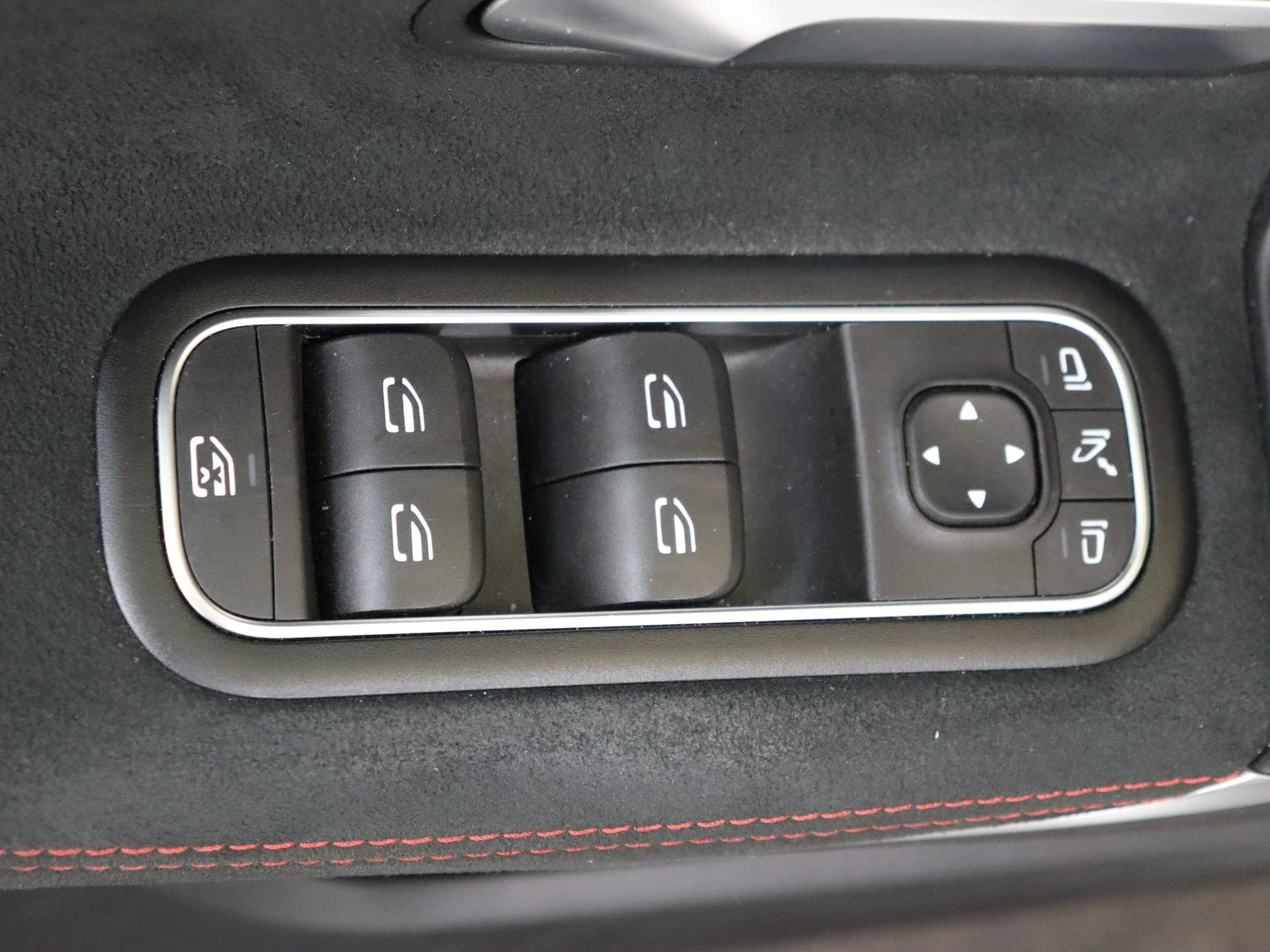 Mercedes-Benz-A-Klasse-image-26