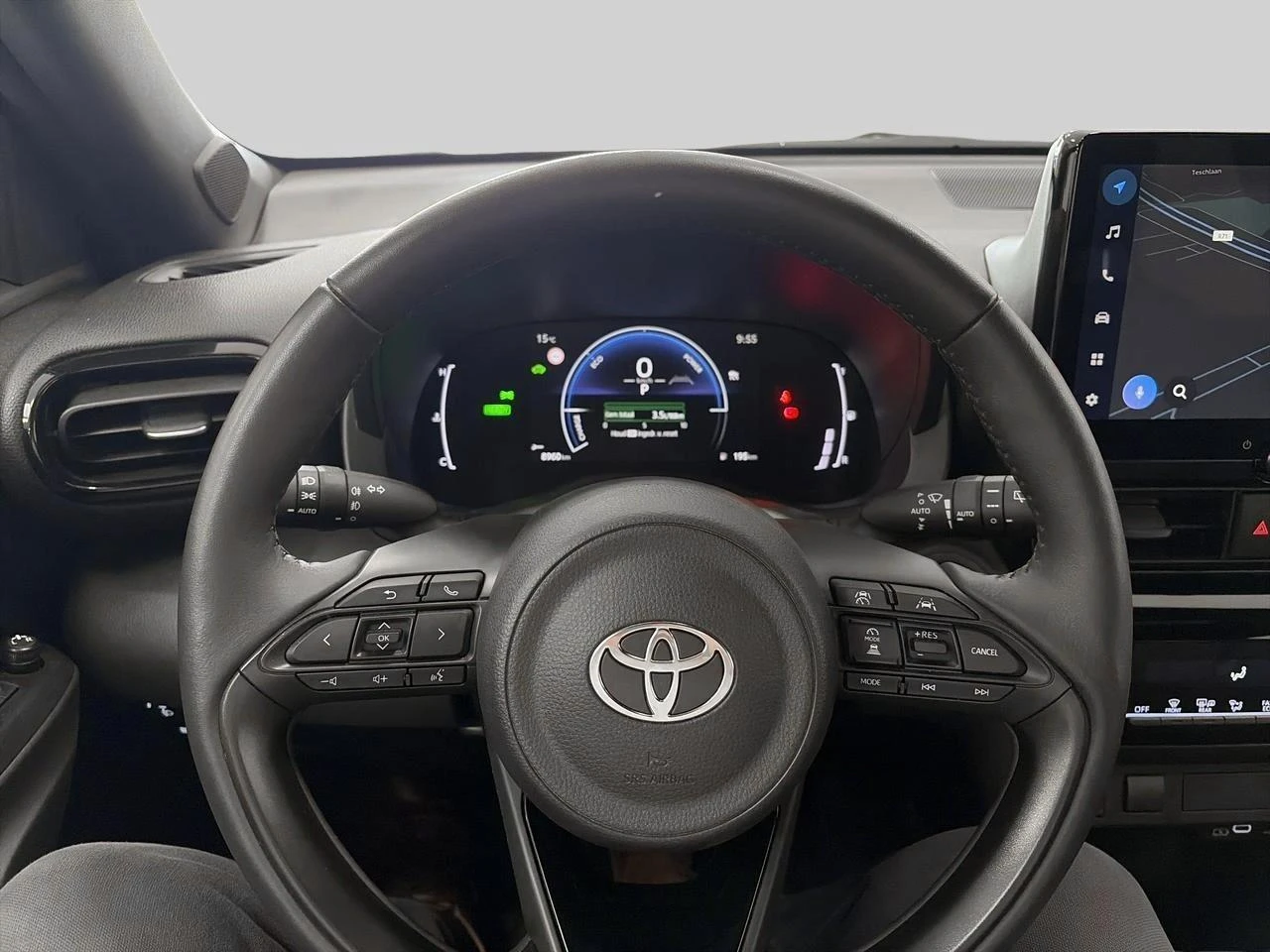 Toyota-Yaris Cross-image-9