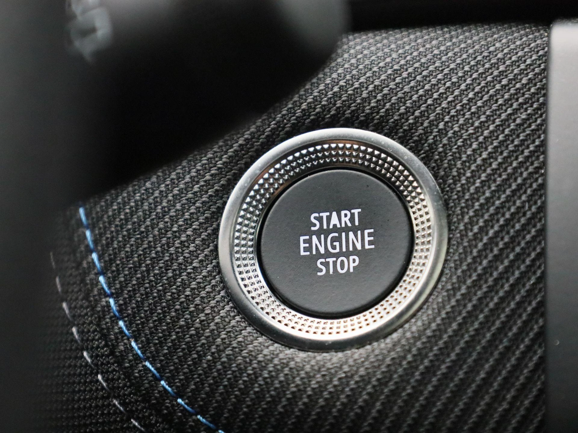 Renault-Captur-image-21