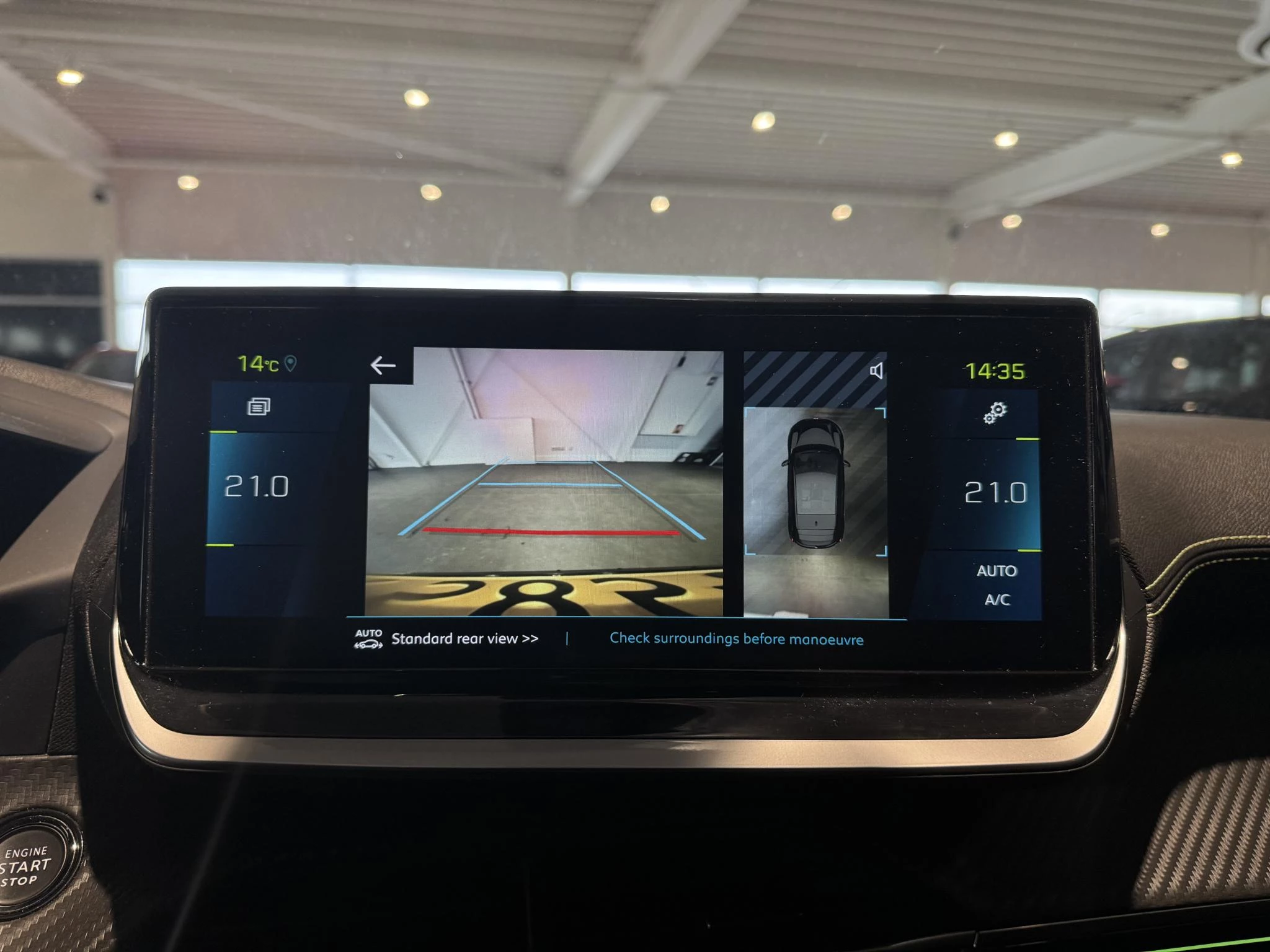 Peugeot-e-208-image-9