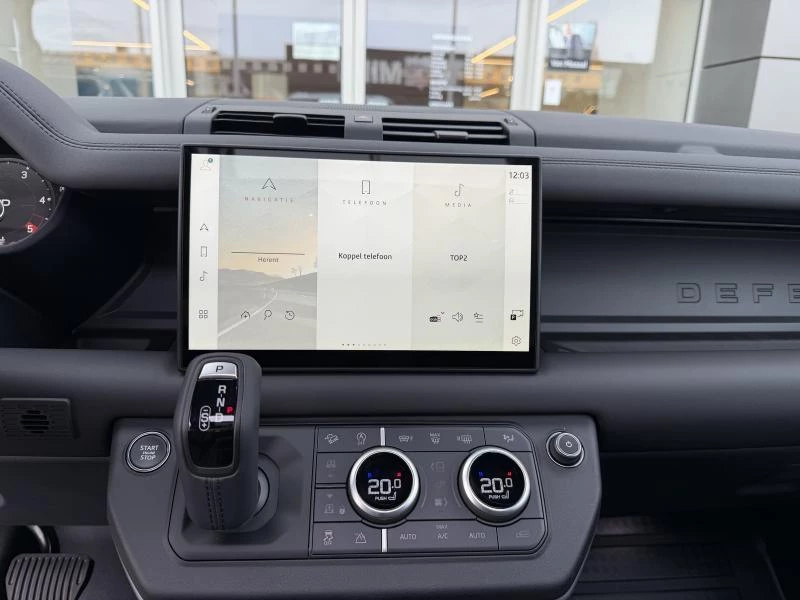 Land Rover Defender 90 D200 X-DYNAMIC