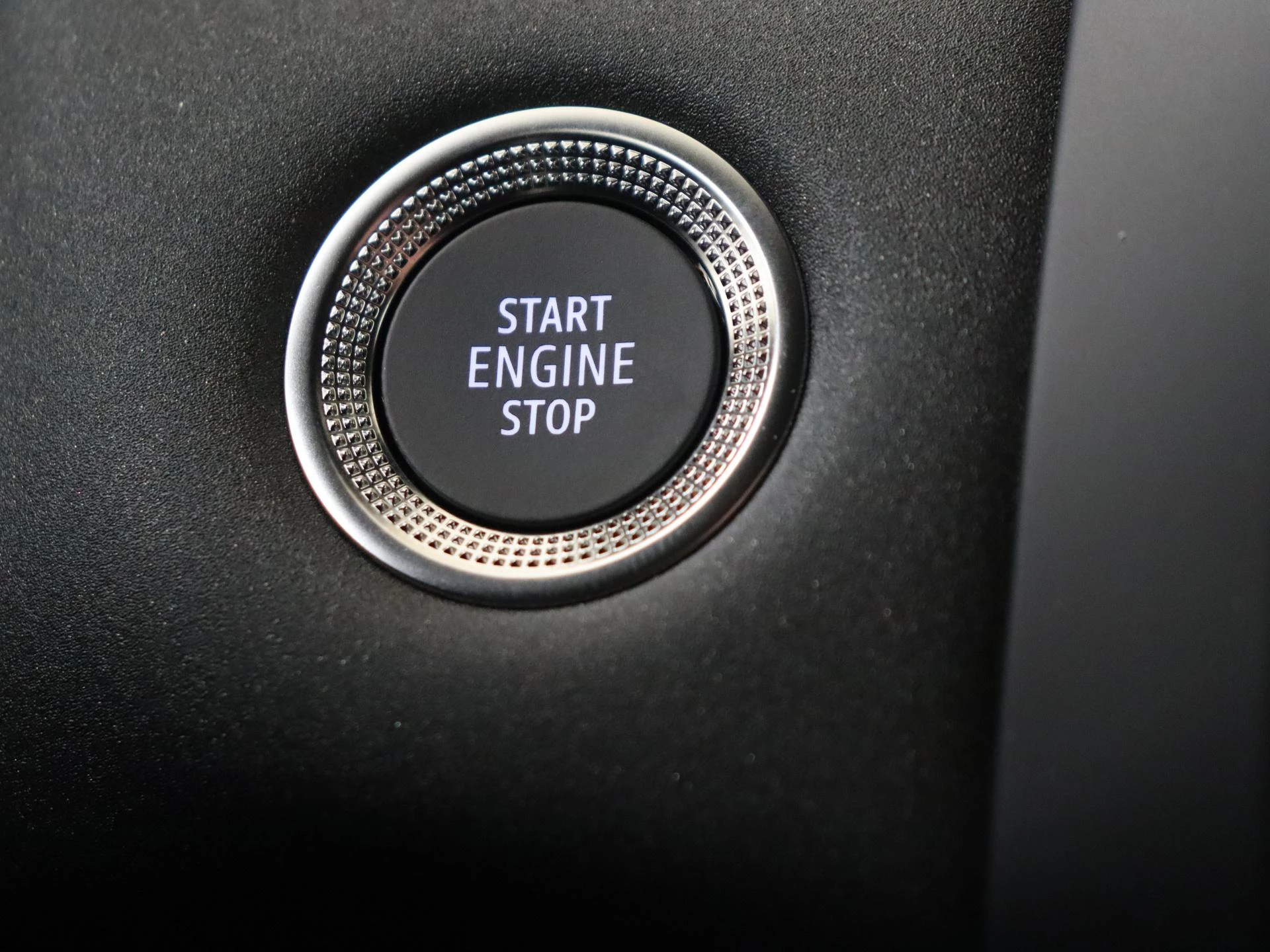 Renault-Captur-image-19