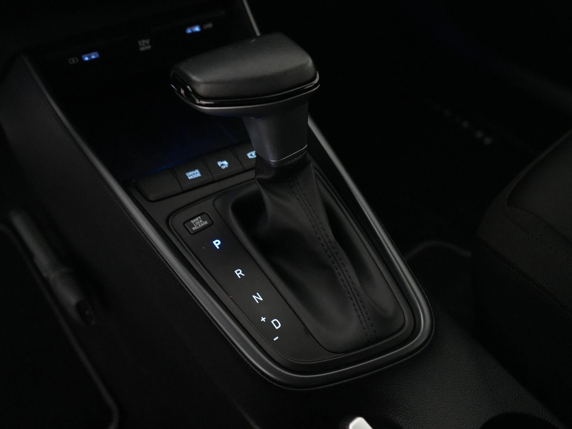 Hyundai-Bayon-image-18
