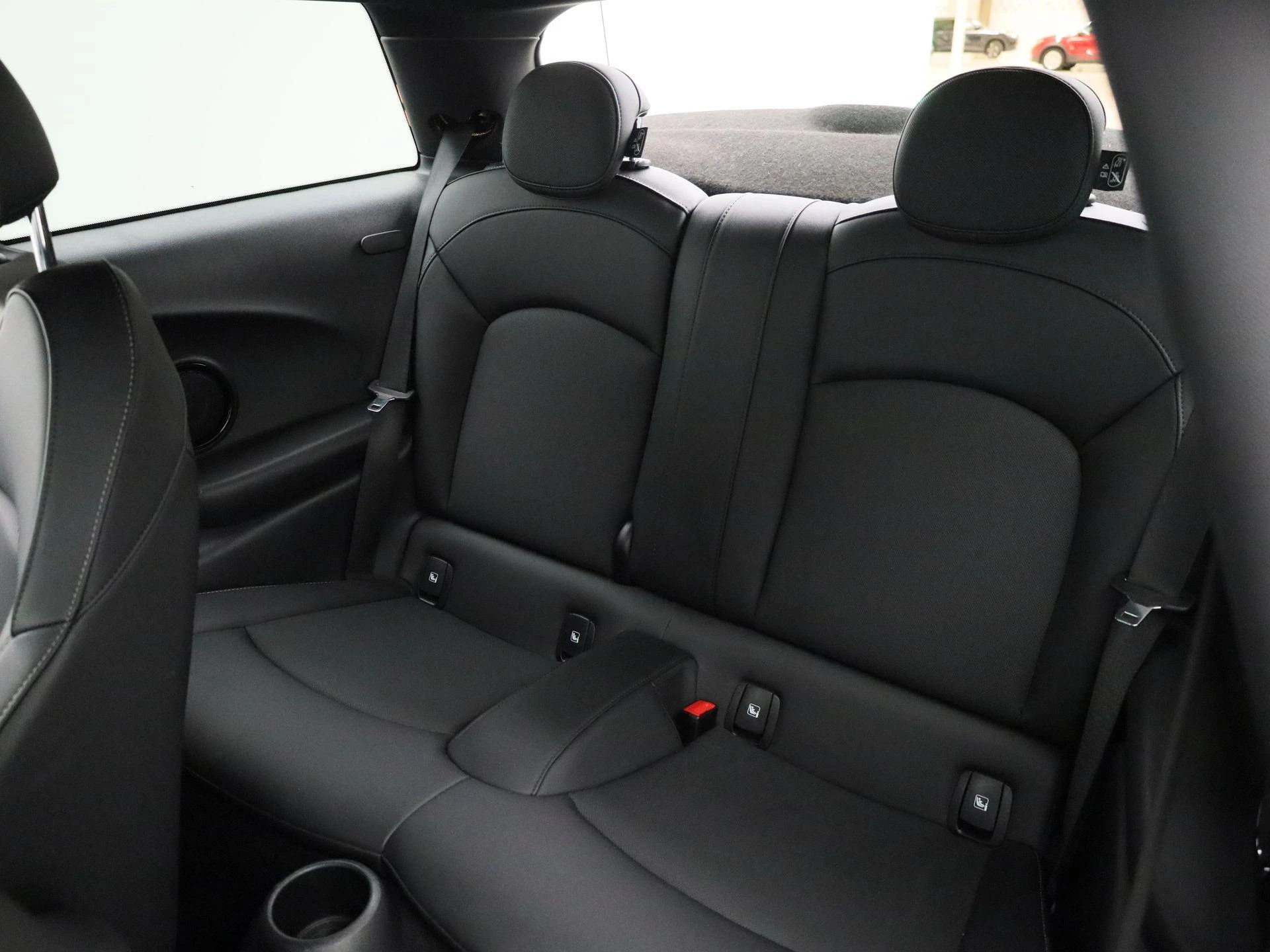 MINI-Cooper-image-10