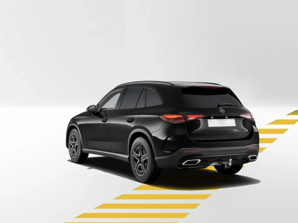 Mercedes-Benz-GLC 220 d-image-4