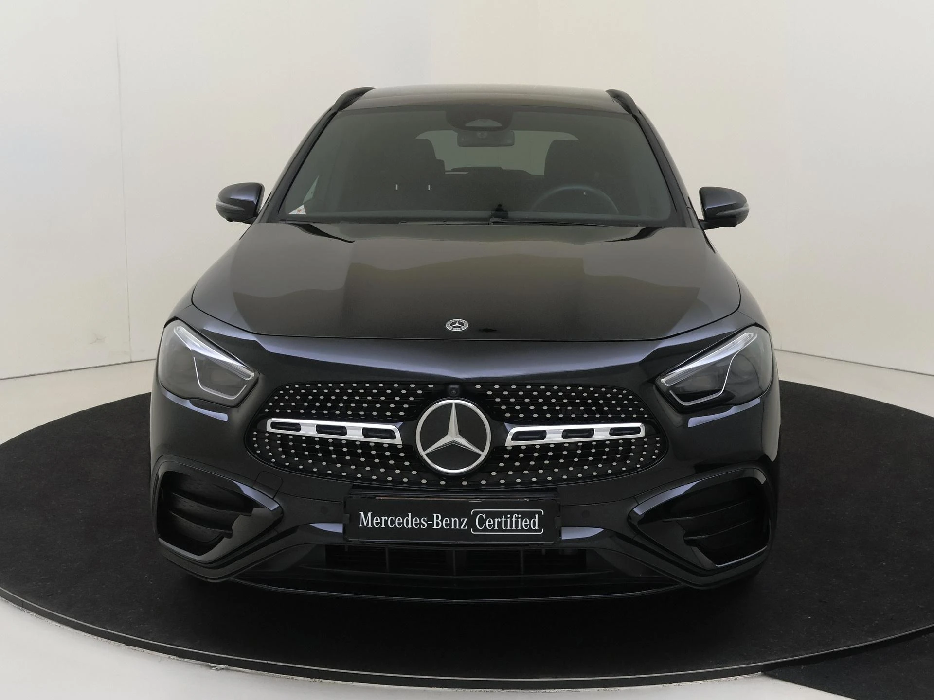 Mercedes-Benz-GLA-image-6
