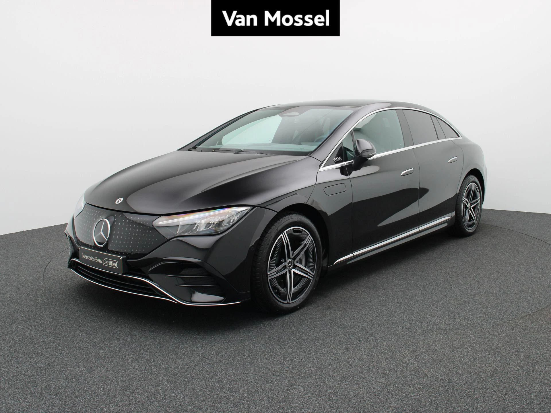 Mercedes-Benz-EQE-image-0