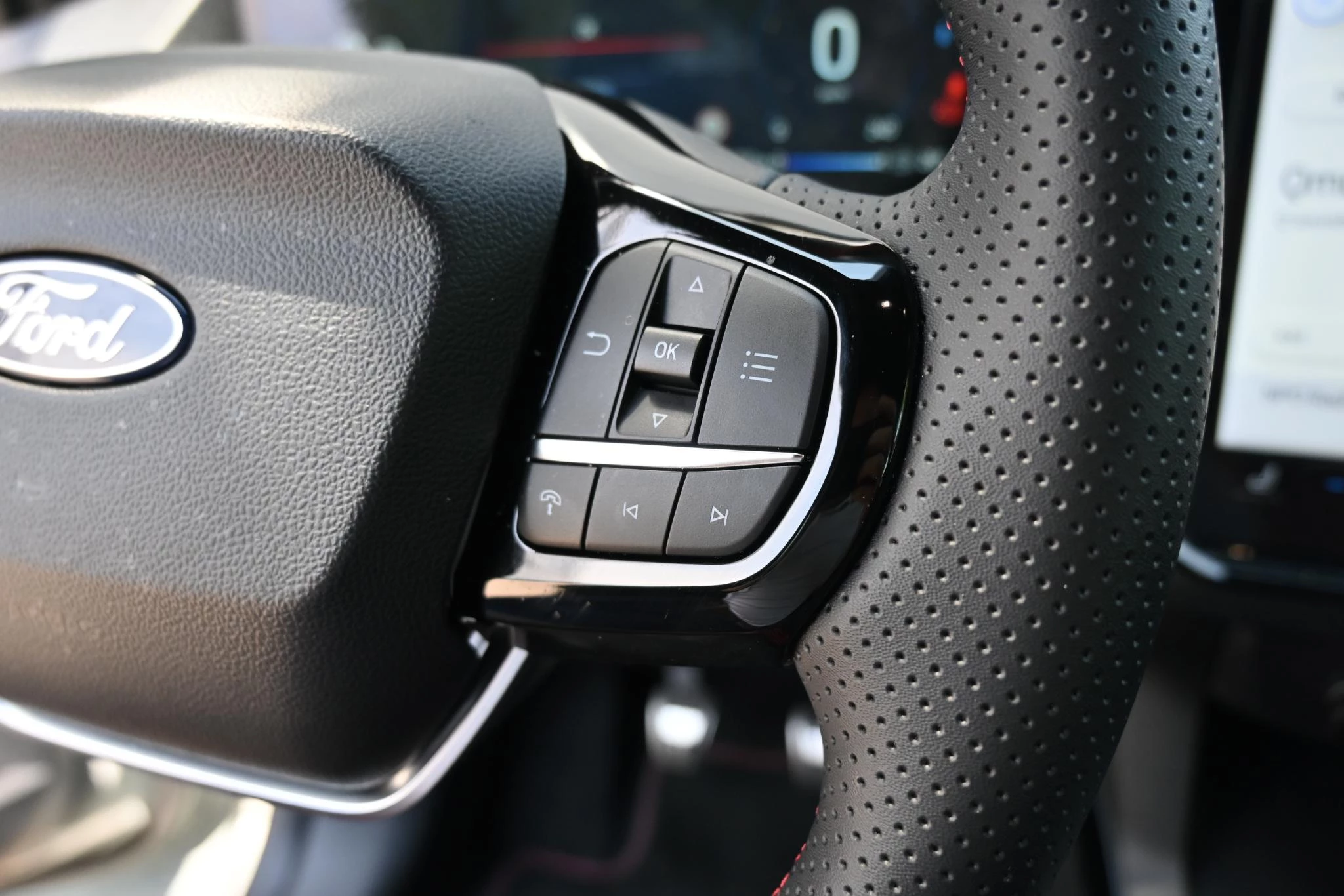 Ford-Puma-image-17