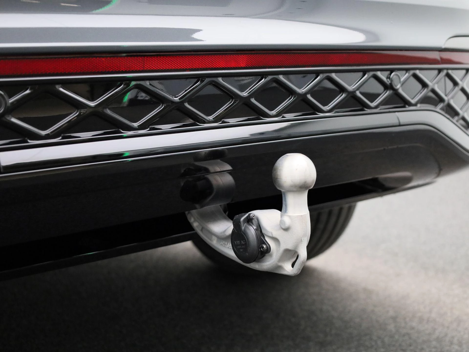 Volkswagen-Tiguan-image-15