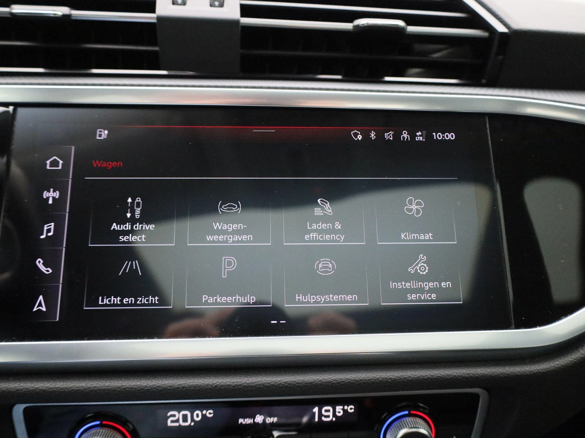 Audi-Q3-image-16