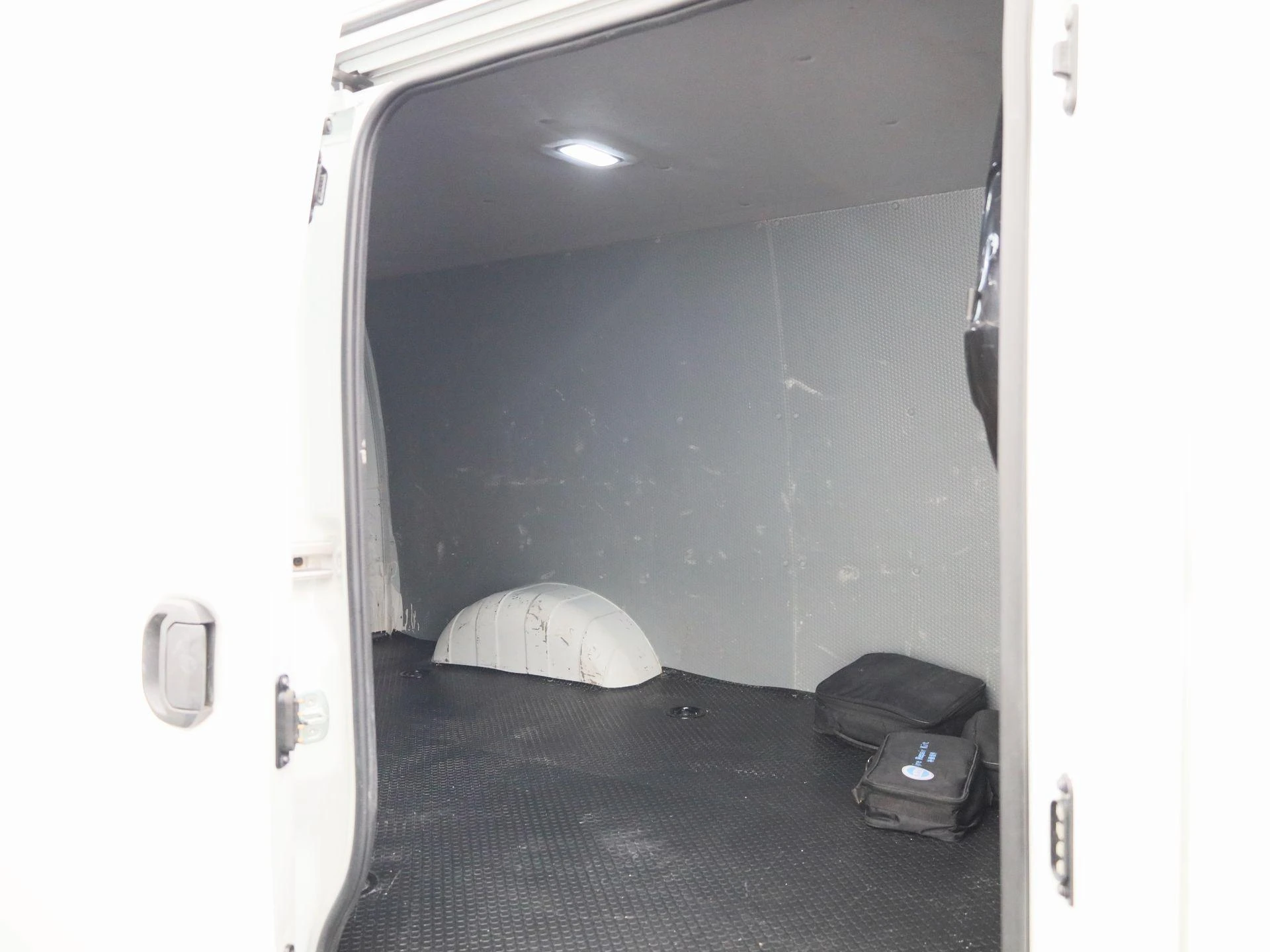 Maxus-eDeliver3-image-12