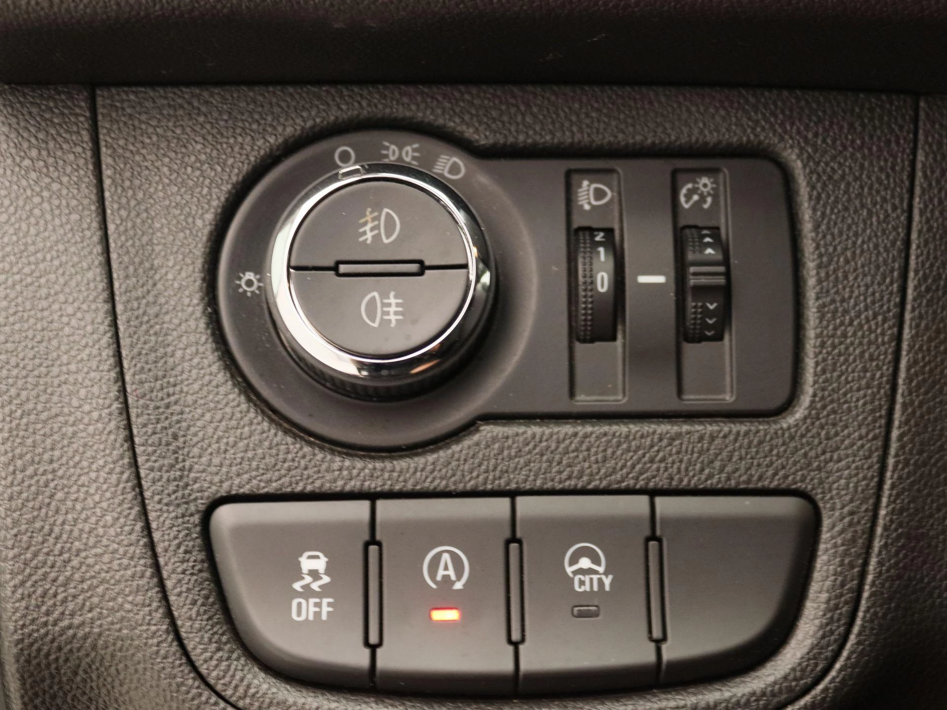 Opel KARL 1.0 Rocks Online Edition