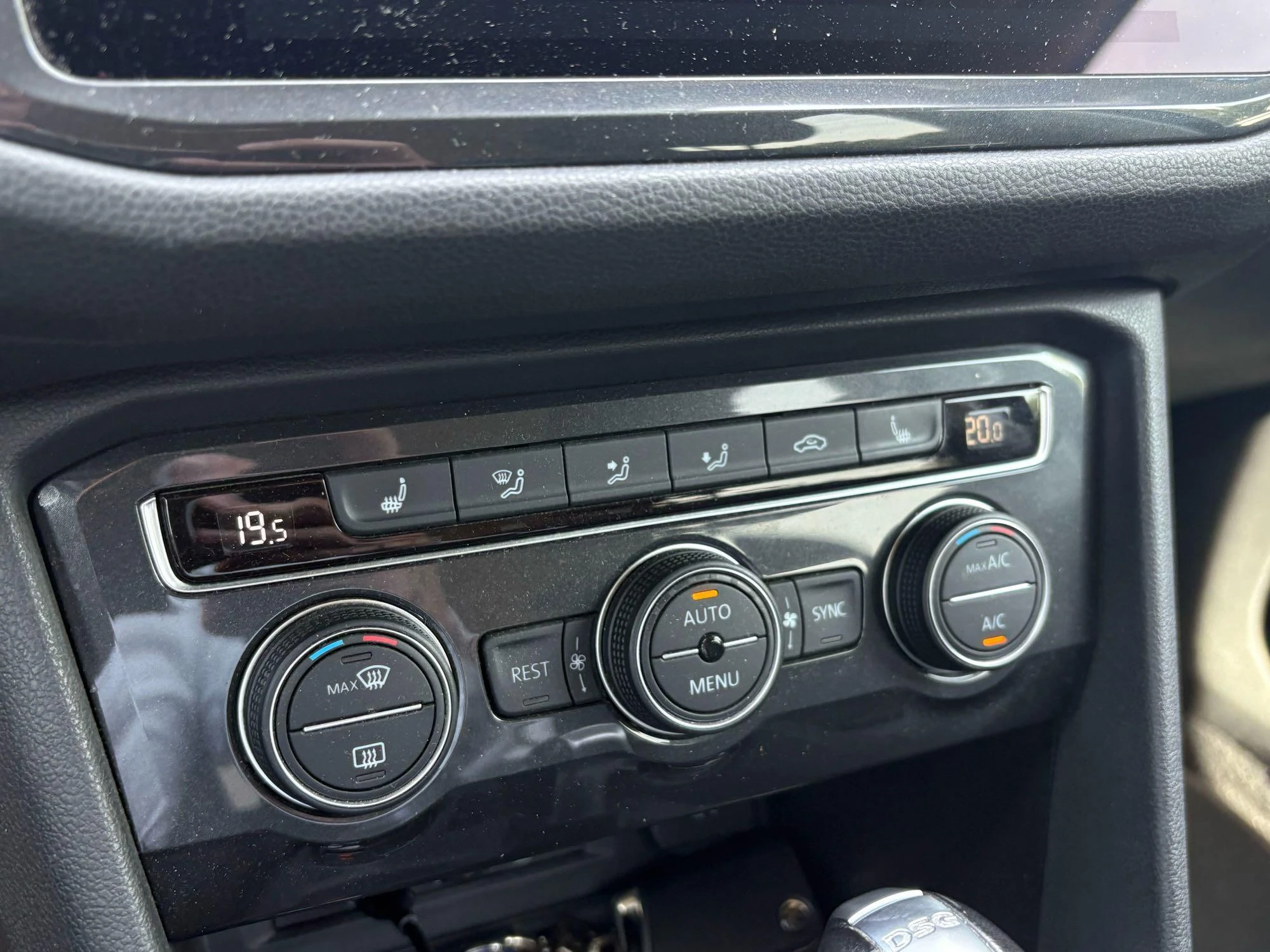 Volkswagen-Tiguan Allspace-image-13
