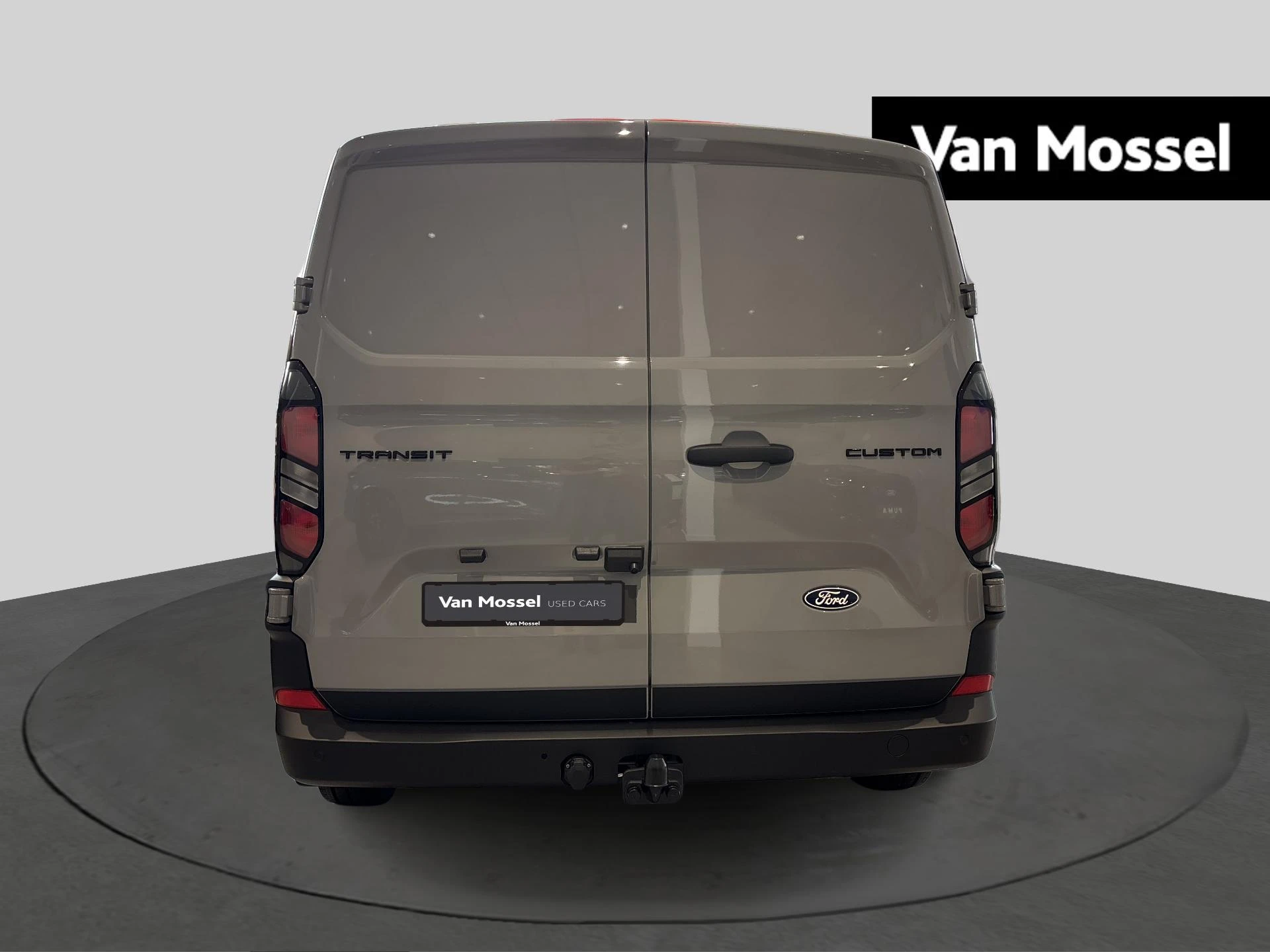 Ford-Transit Custom-image-2