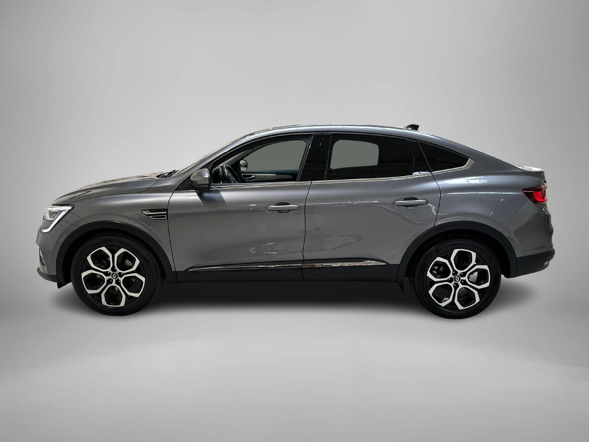 Renault-Arkana-image-1