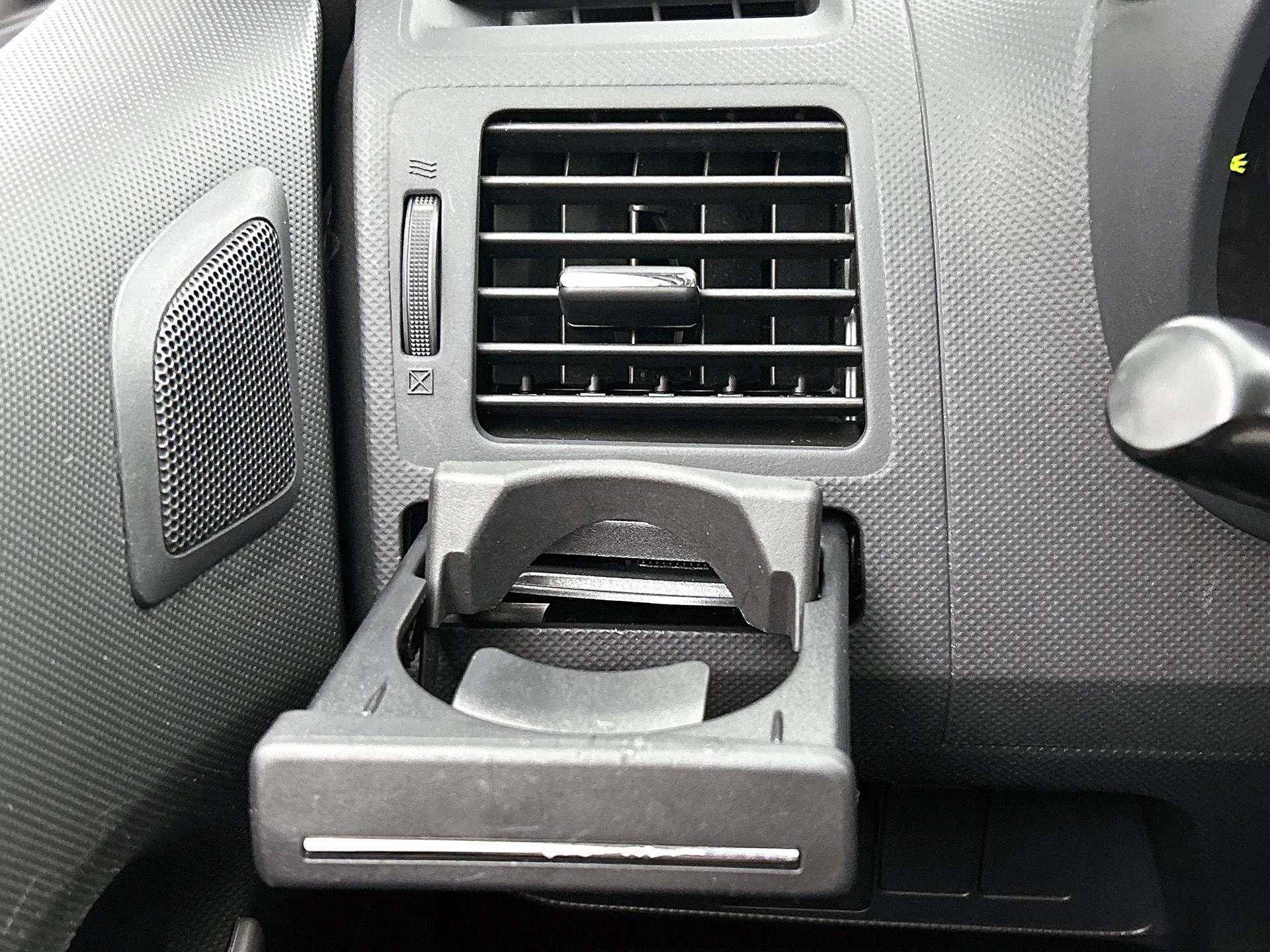 Toyota-Auris-image-10