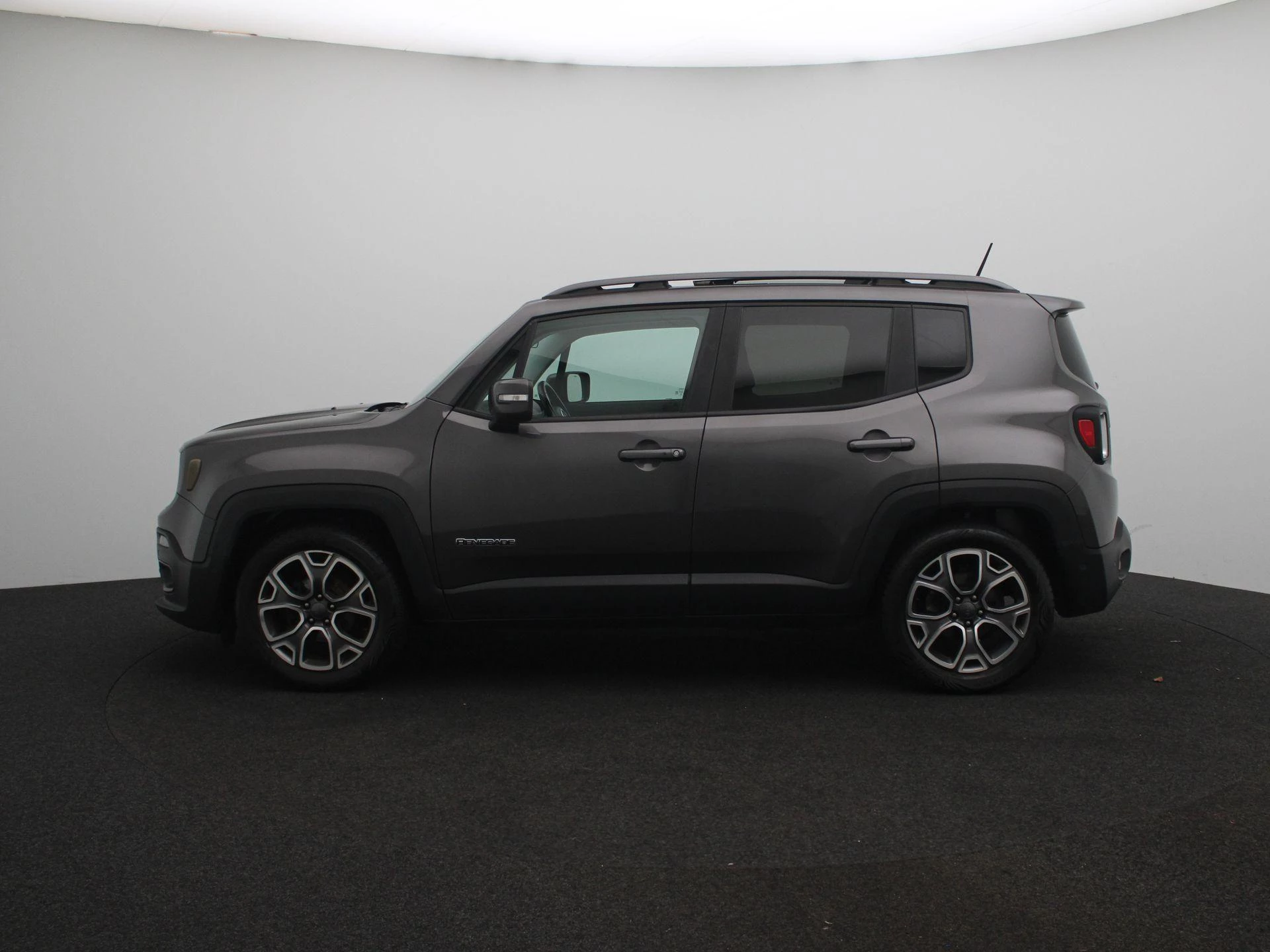 Jeep-Renegade-image-6