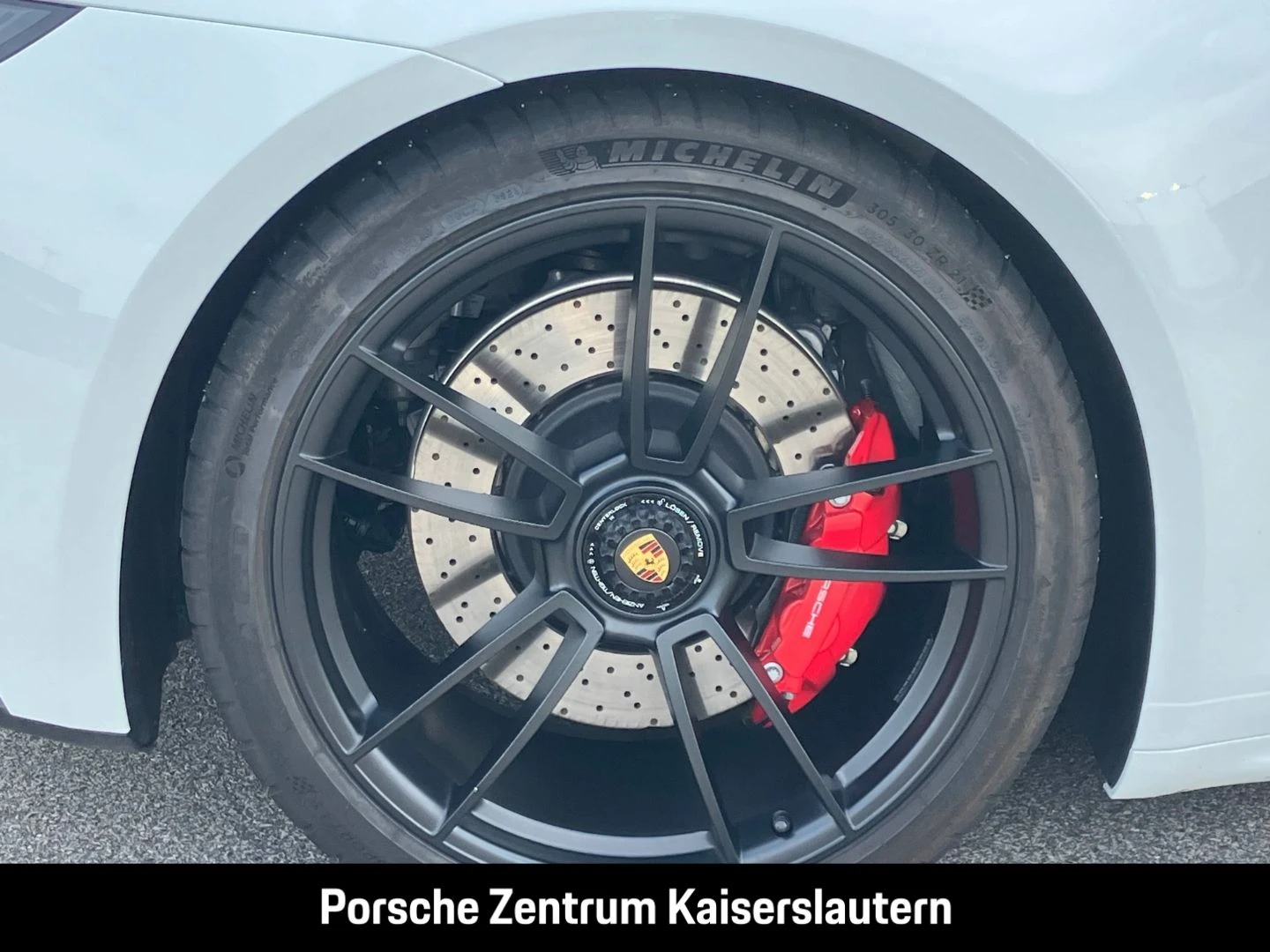 Porsche-911-image-10
