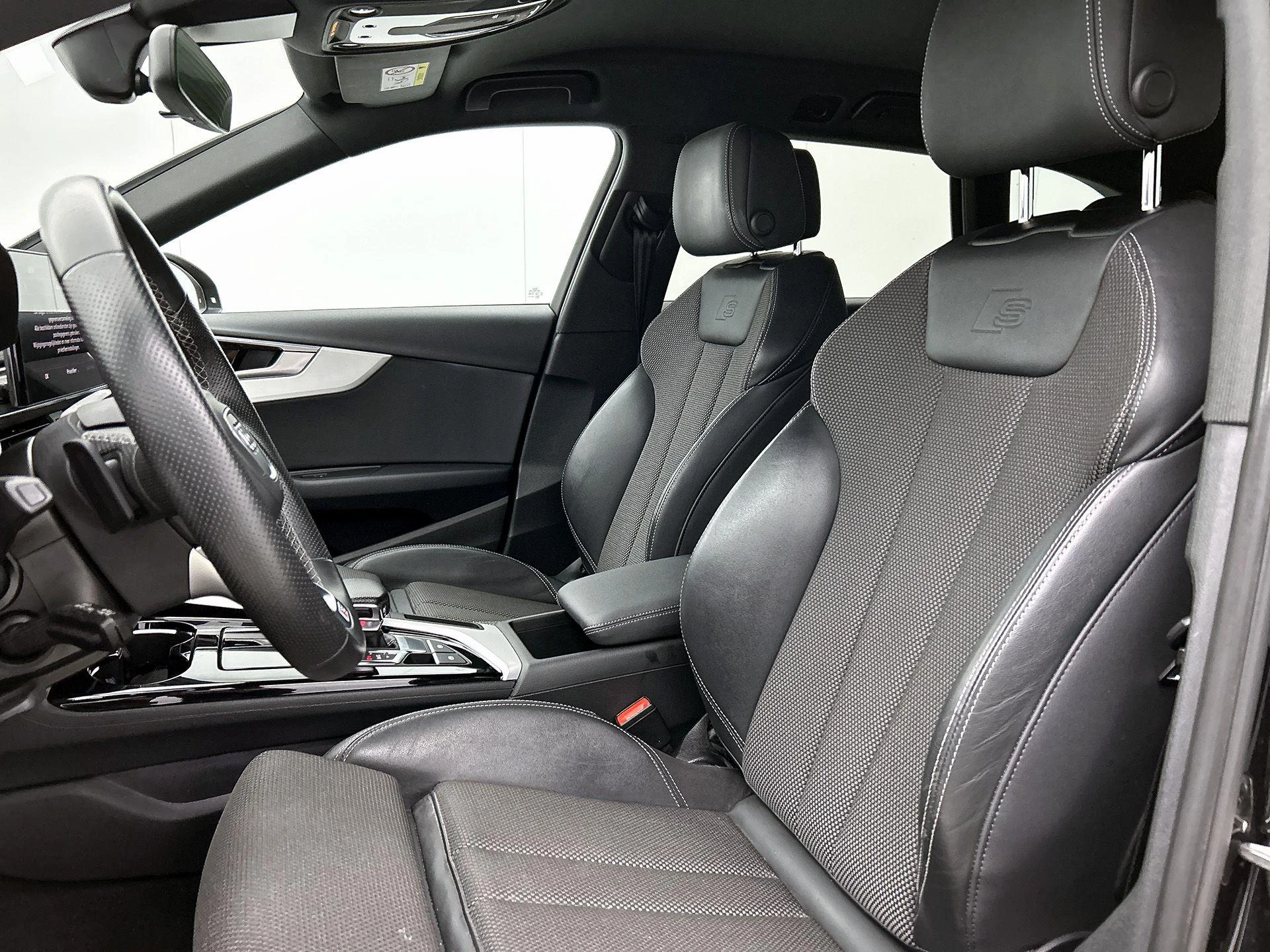 Audi A4 Avant 40 TFSI quattro S edition Competition