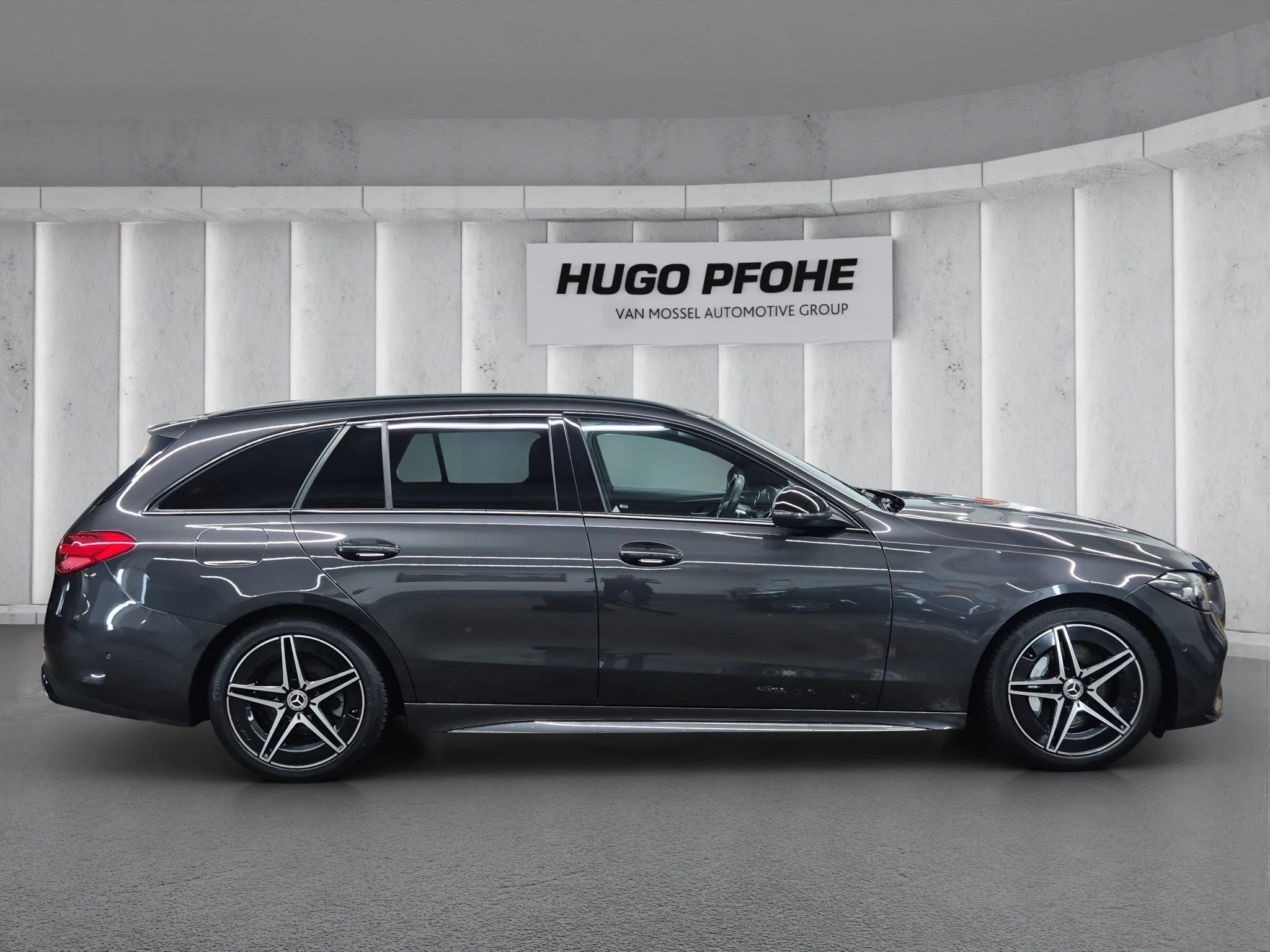 Mercedes-Benz C-Klasse 180 T AMG Line