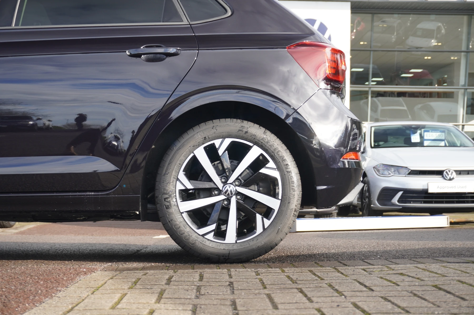 Volkswagen-Polo-image-20