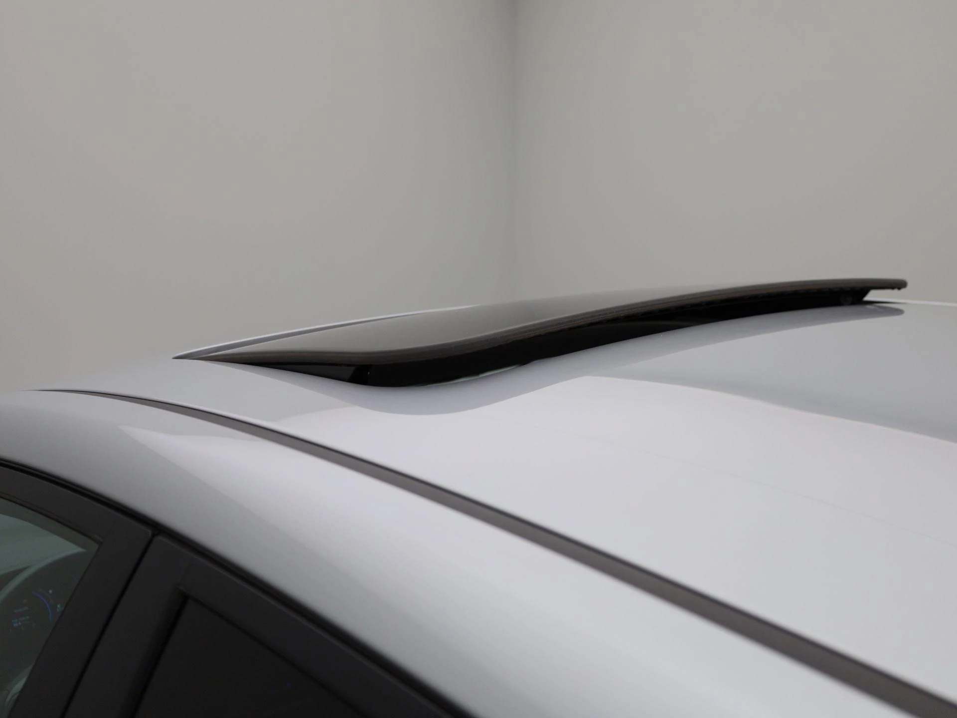 Hyundai-IONIQ-image-39