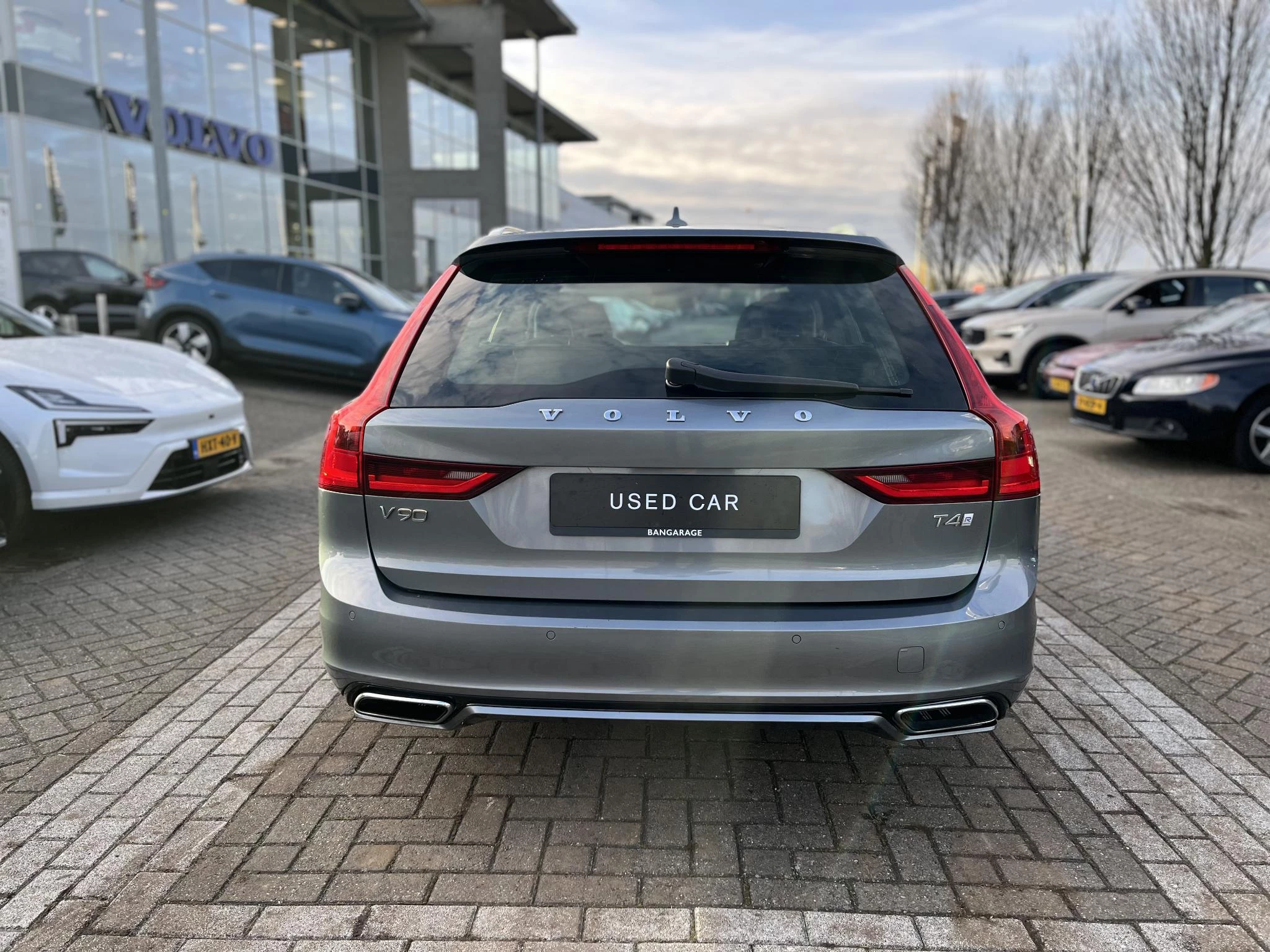 Volvo-V90-image-9