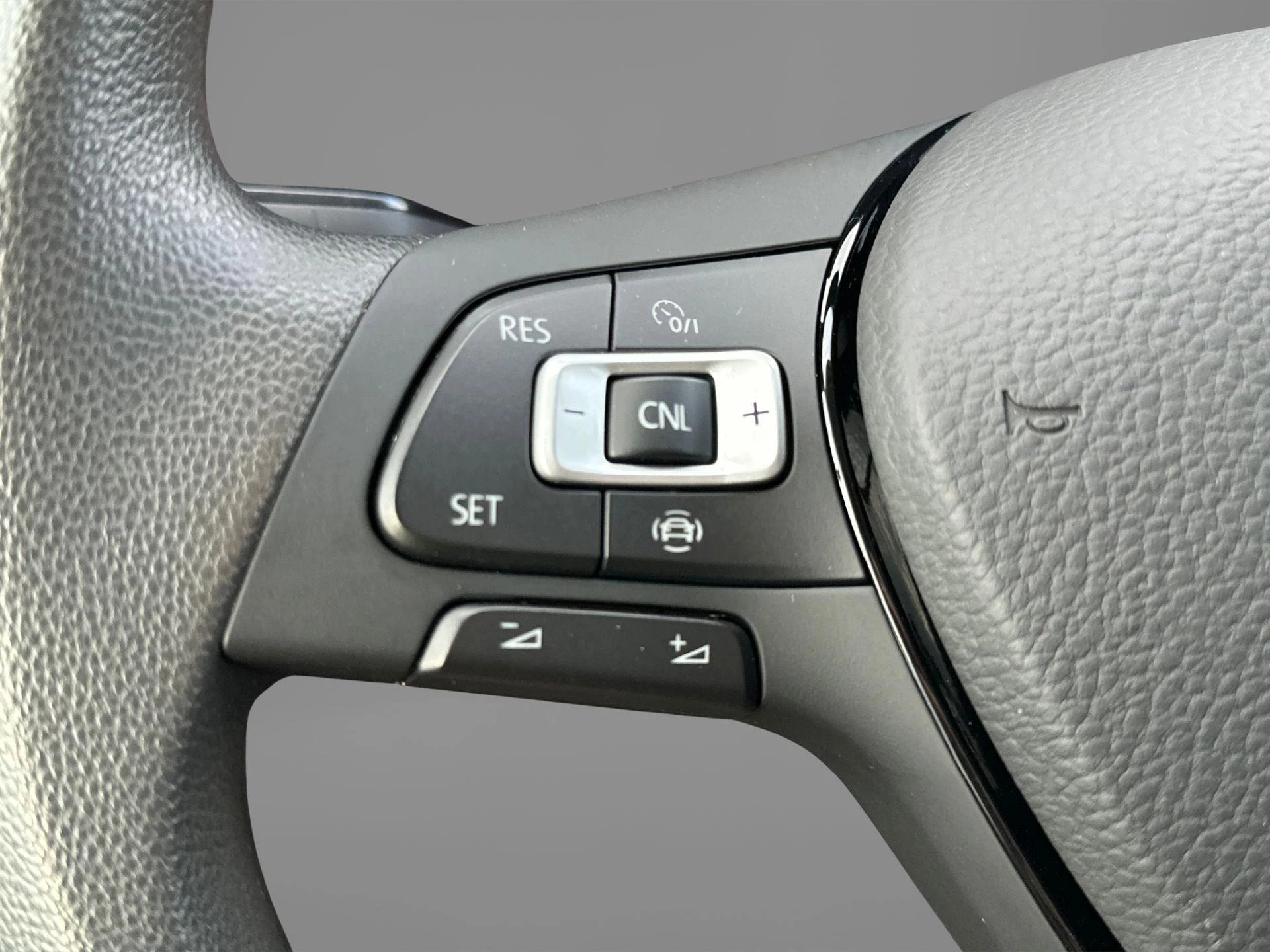 Volkswagen-Crafter-image-5