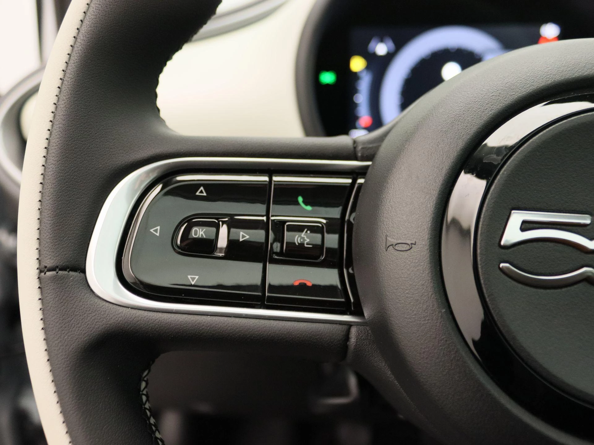 Fiat 500 1.0 Hybrid La Prima