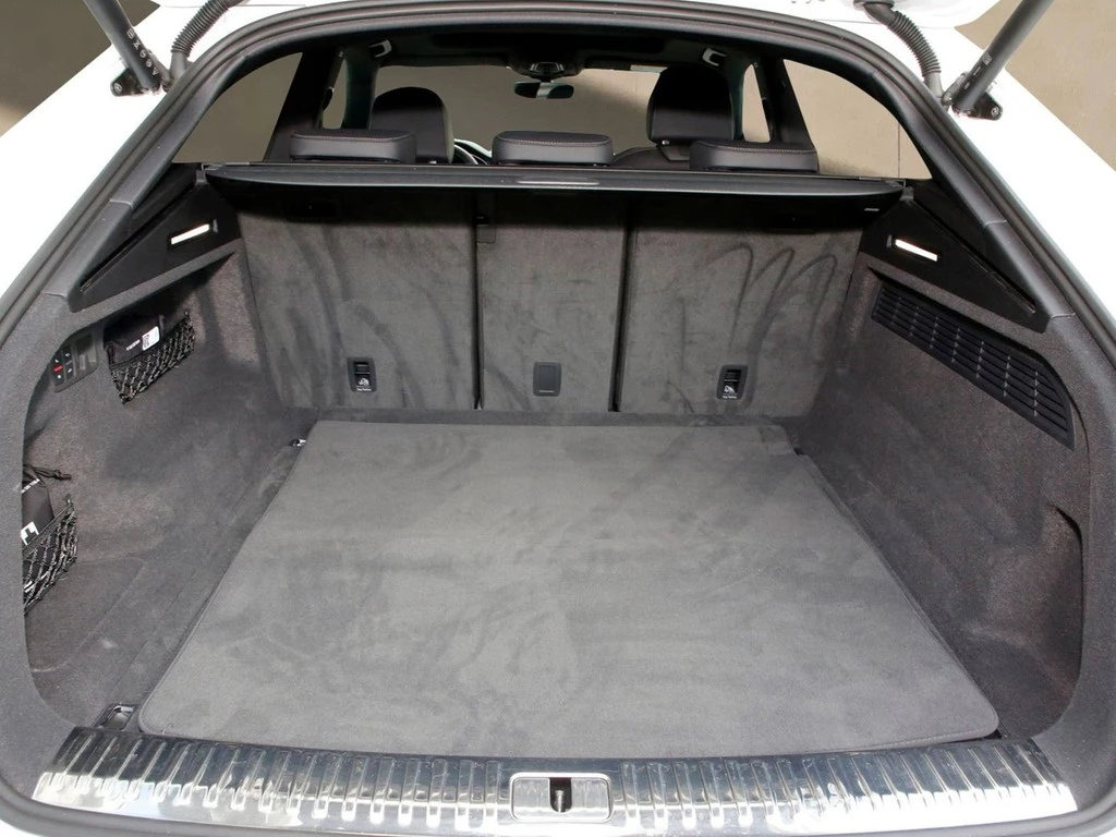 Audi-SQ8-image-10