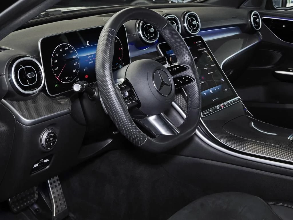 Mercedes-Benz-C-Klasse 300 d-image-9